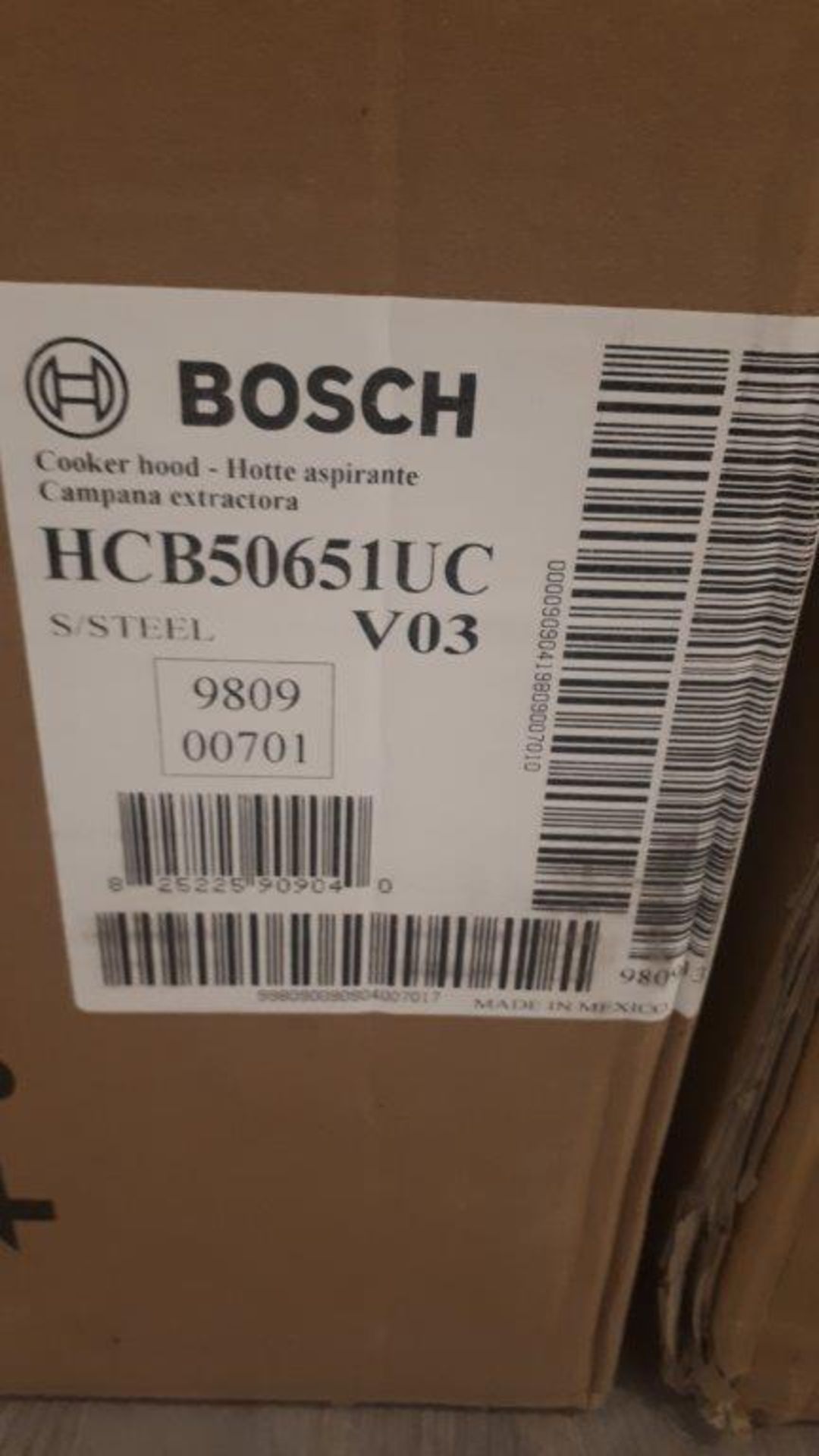 Bosch HCB50651UC 30” stainless steel wall mount chimney range hood - Image 4 of 4