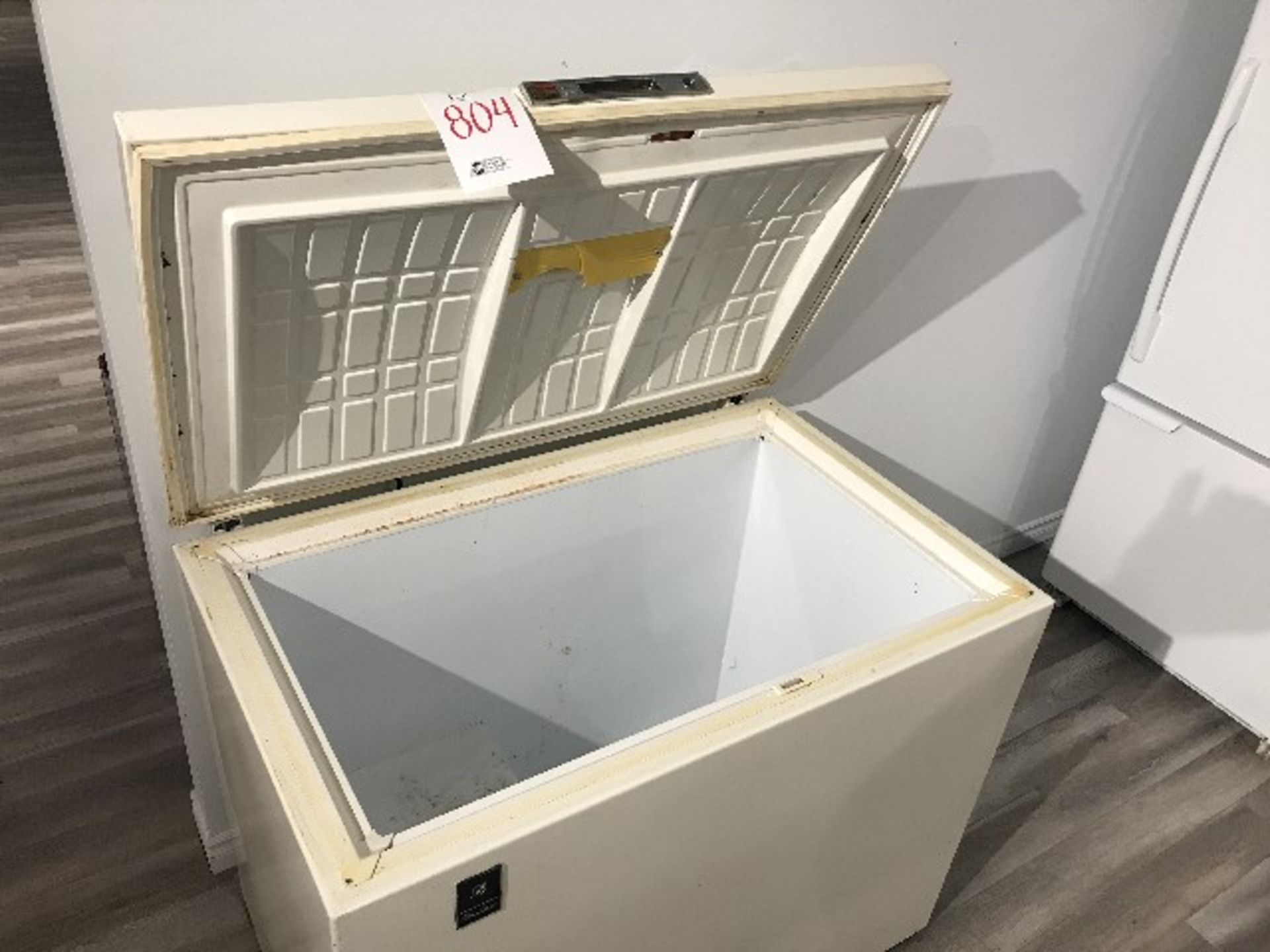 Brentwood chest freezer - Image 2 of 2