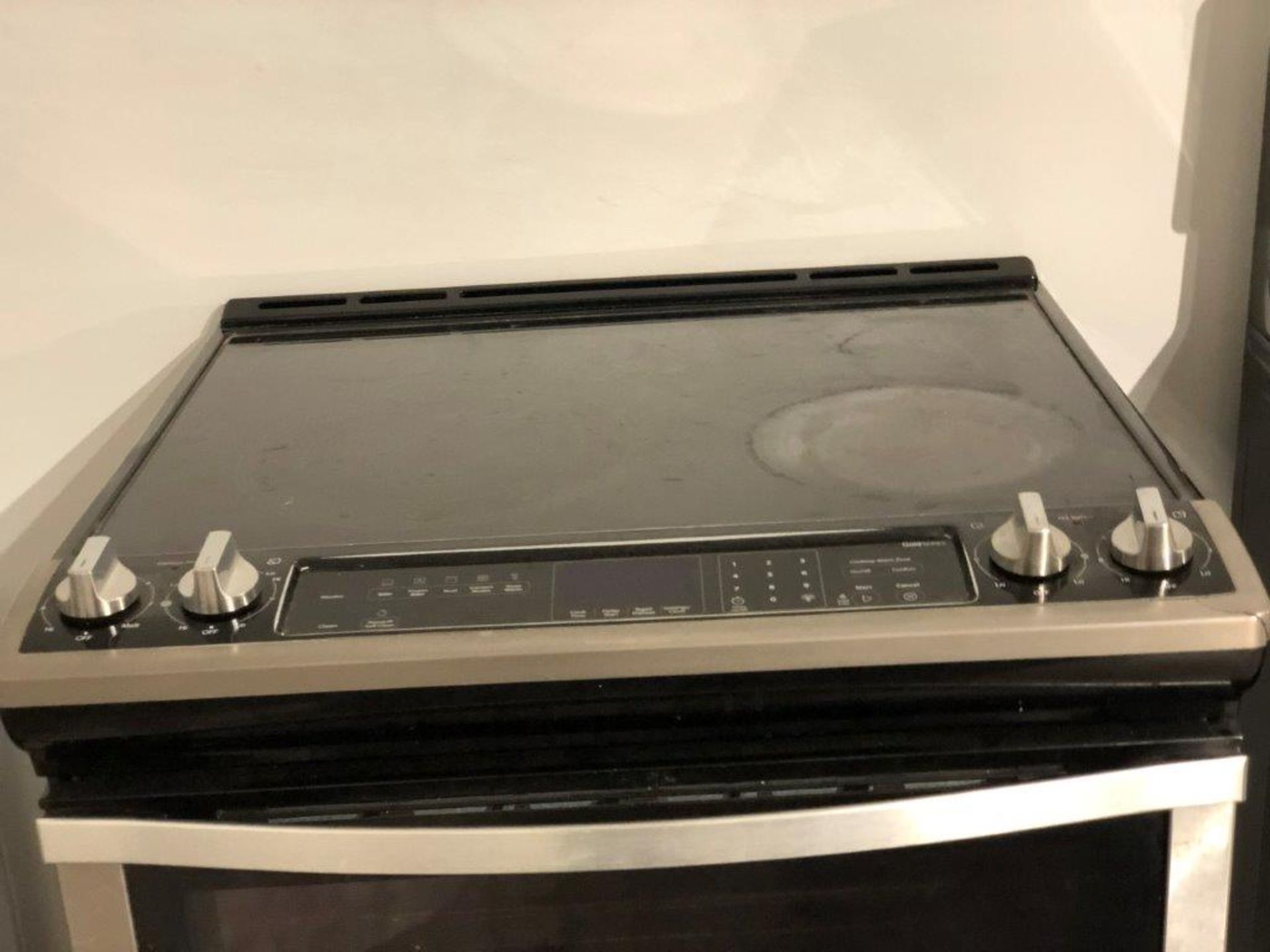 Whirlpool S/S flat cooktop, TEL QUEL,AS IS,MAY REQUIRE SERVICE & PARTS - Image 2 of 2