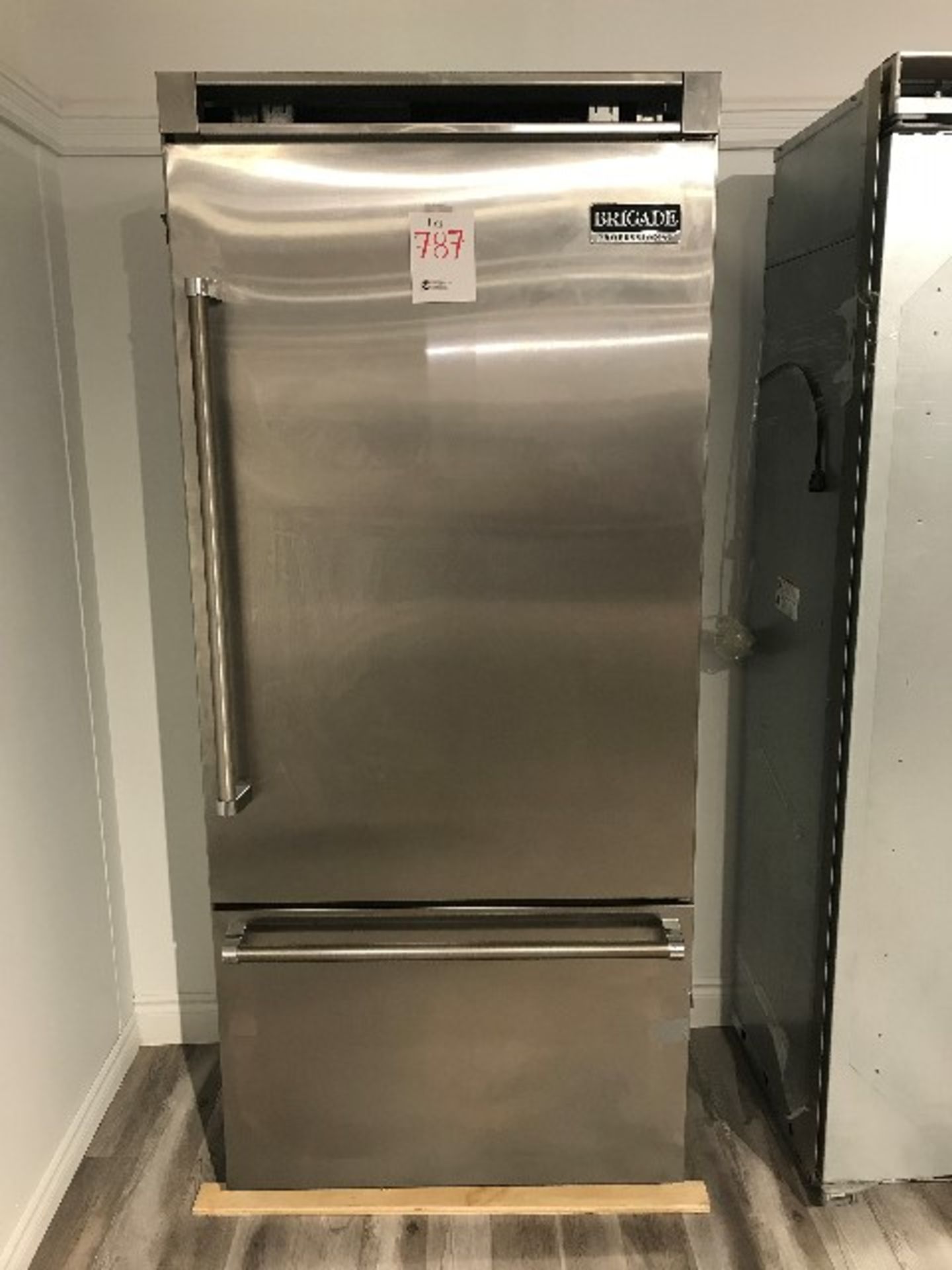 Brigate Professional S/S refrigerator TEL QUEL,AS IS,MAY REQUIRE SERVICE & PARTS