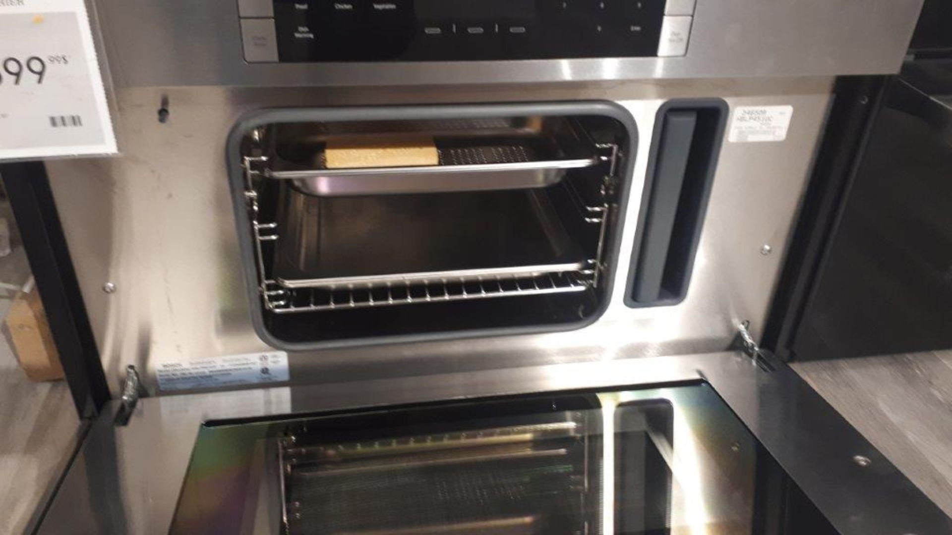 Bosch HSLP451UC 30” stainless steel wall steam convection oven - Image 3 of 4
