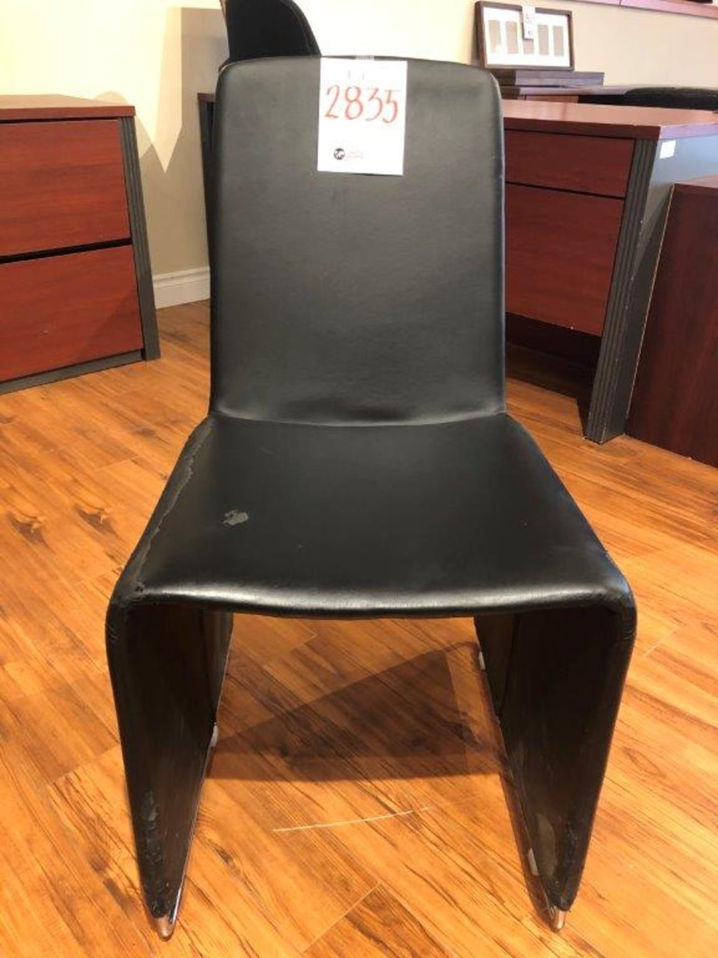 Black dinning chair
