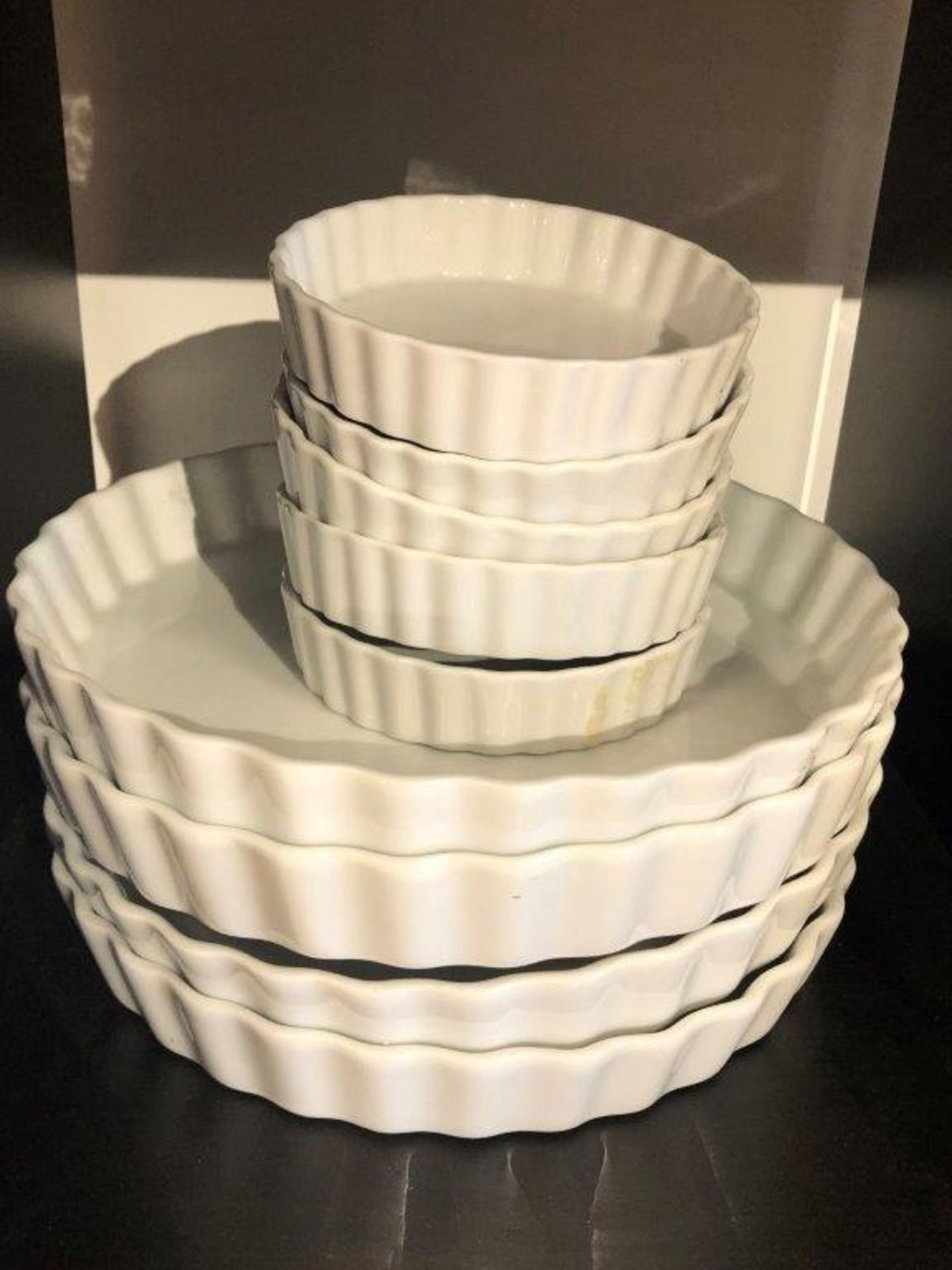 Assorted Dishware 20pcs (Lot) - Image 2 of 3