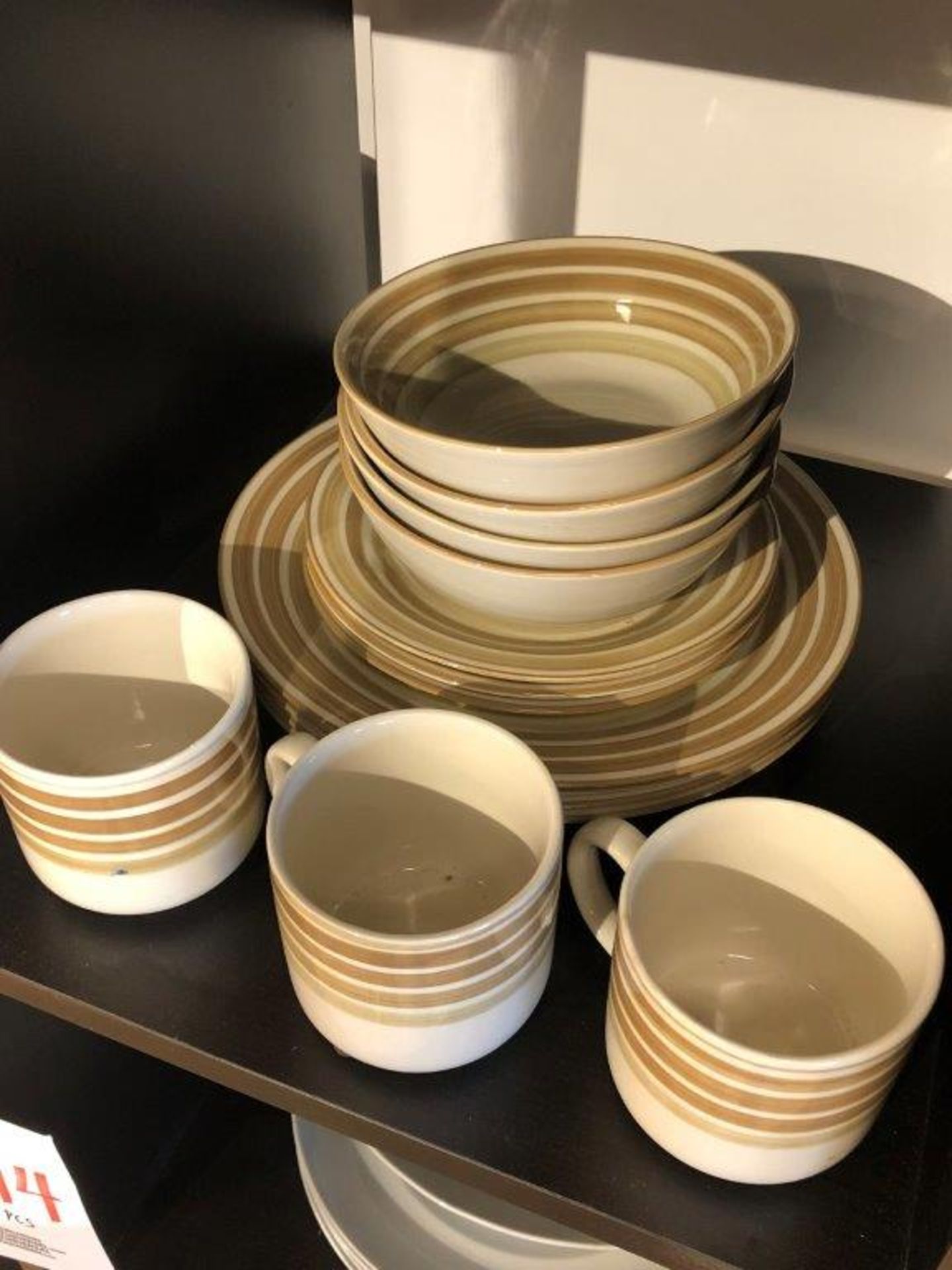 Assorted Dishware 26pcs (Lot) - Image 3 of 3