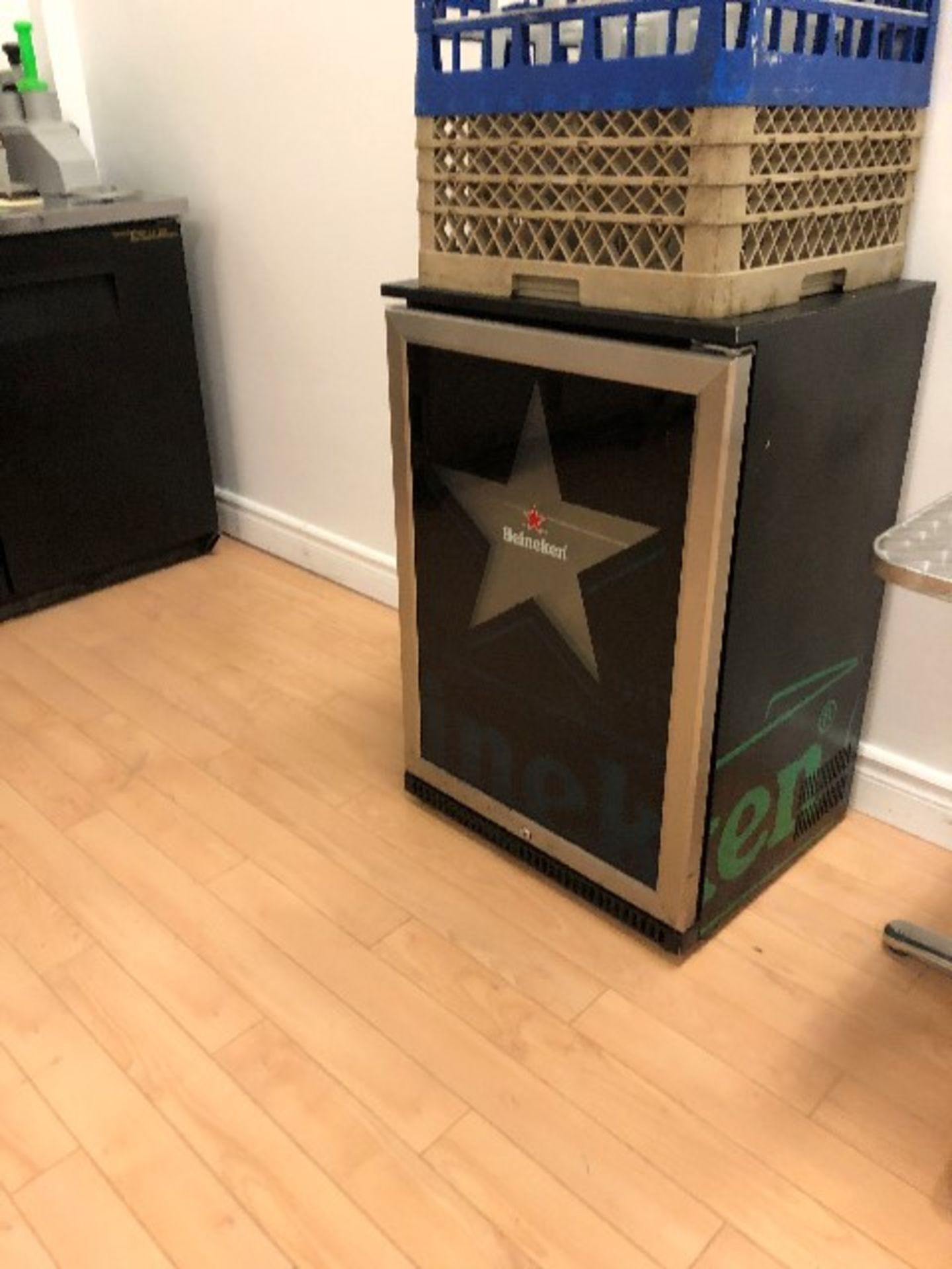 Heineken beverage fridge - Image 2 of 2