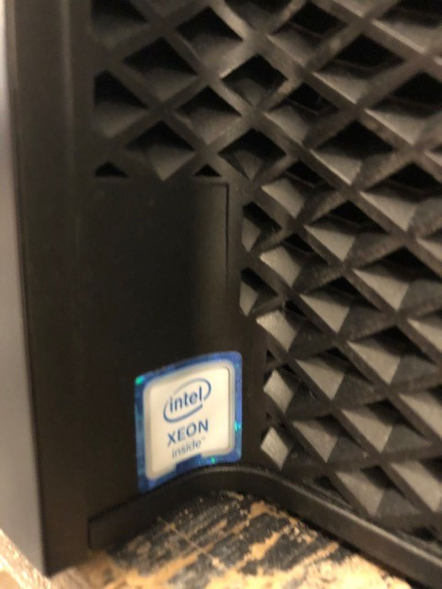 Dell Precision Tower 7910 Server w/Intel Xeon Radeon - Image 2 of 5