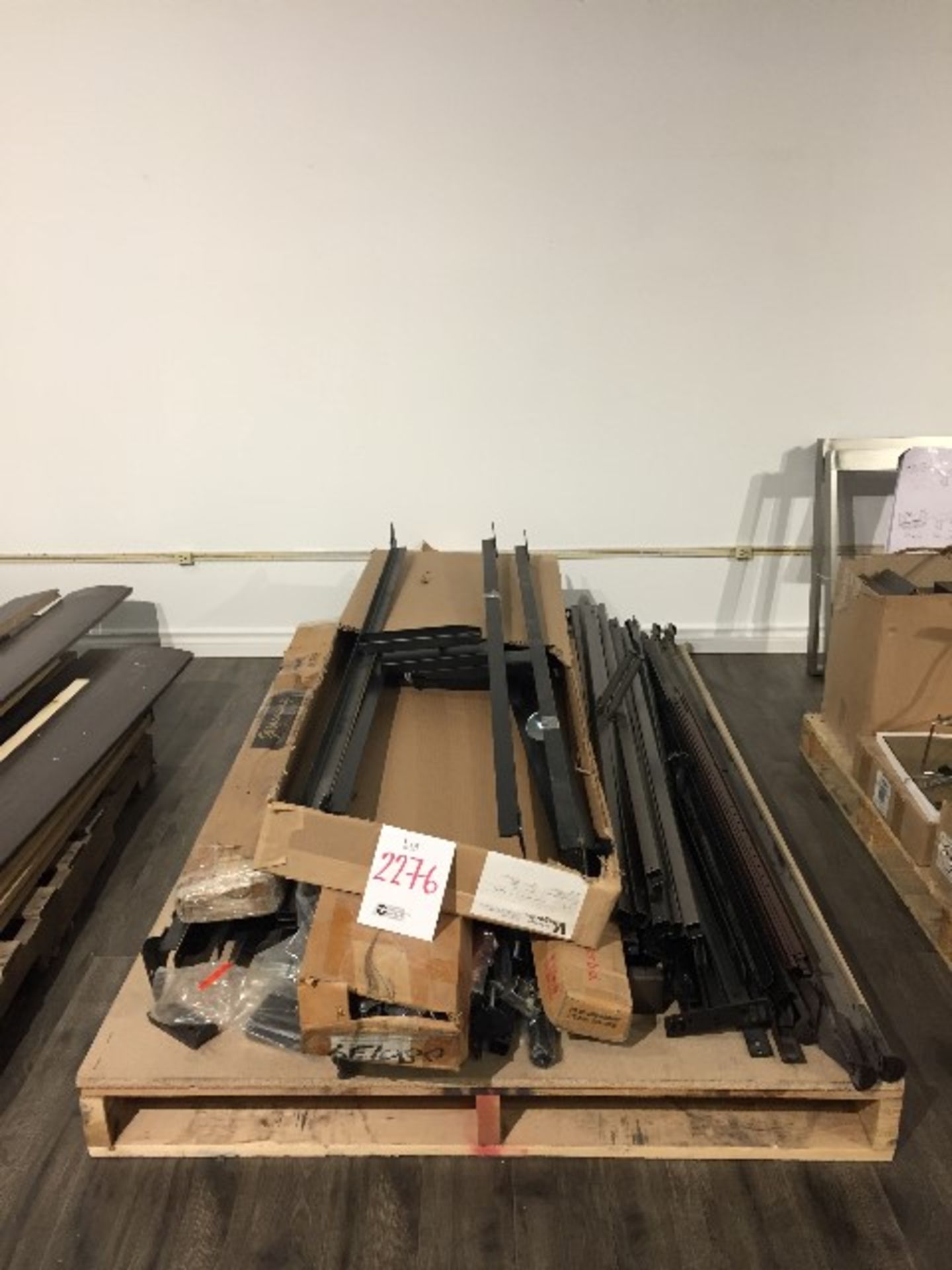 Assorted bed frame parts (Lot) (Warehouse overstock/parts as is/telquel)