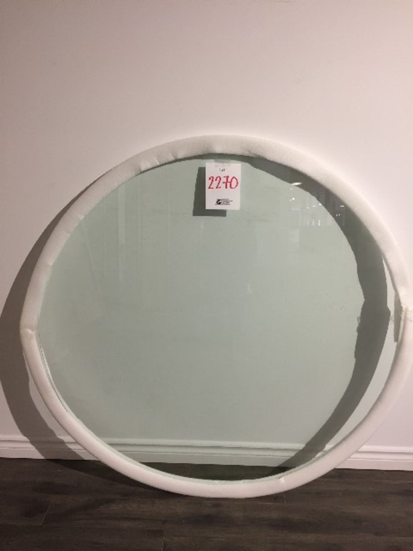 48" Round Glass table top (Warehouse overstock/parts as is/telquel)