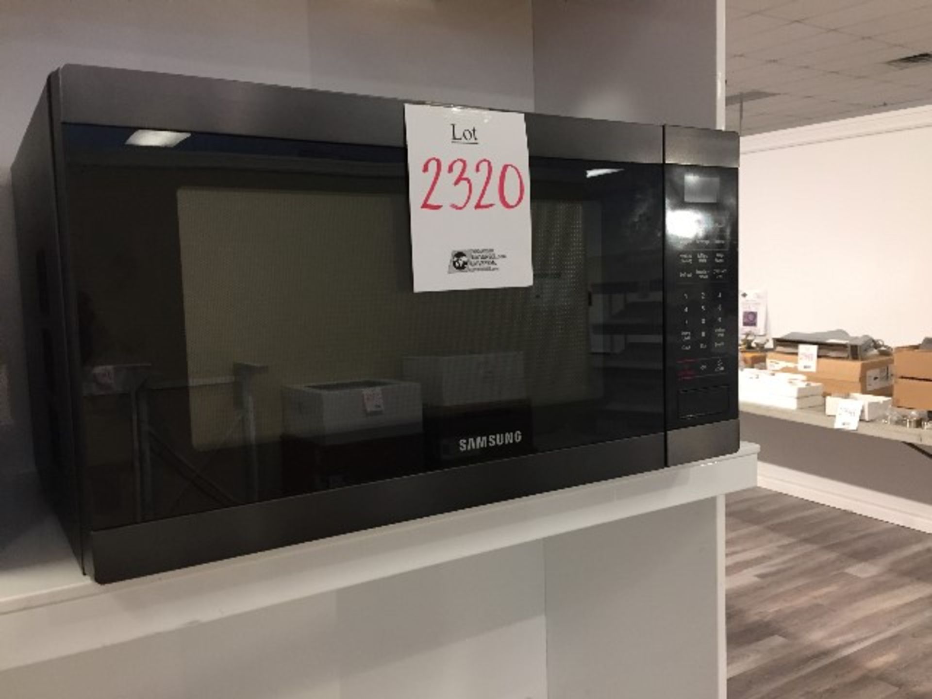 Samsung black stainless microwave oven, non working, AS IS/TEL QUEL
