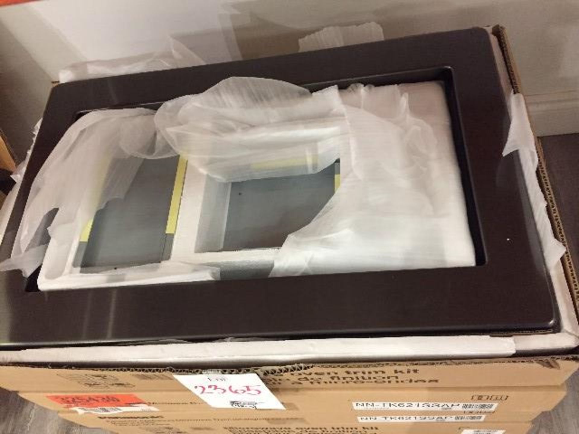Assorted microwave trim kits, 4 pcs (Lot) - Image 2 of 2