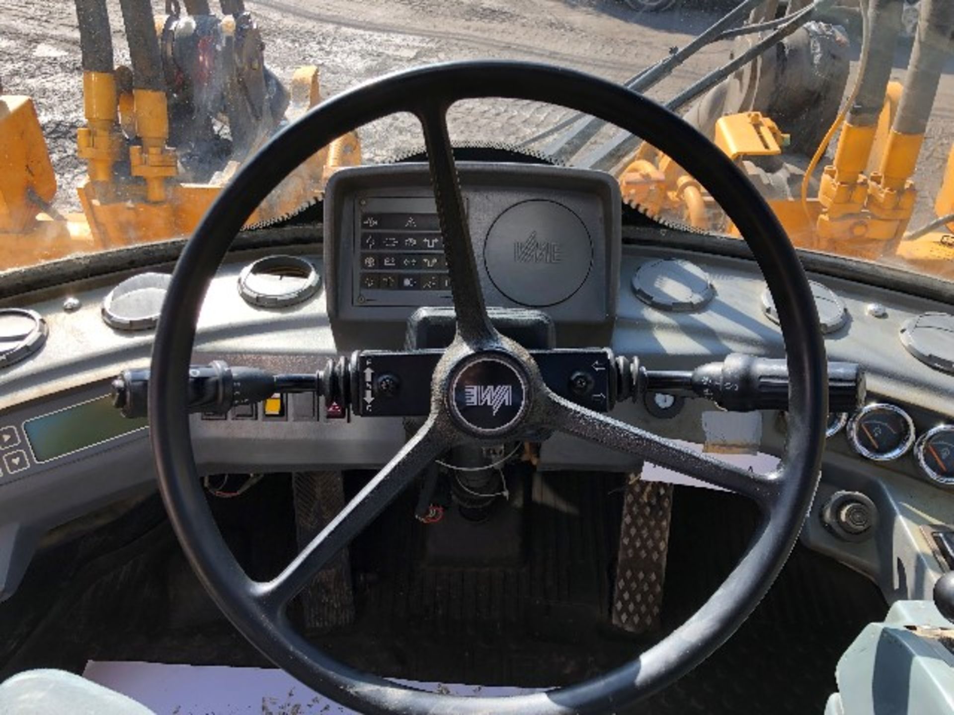 1993 Volvo Model: L120-13, articulated wheel loader, s/n: L120V60930, 01422 hours - Image 12 of 15