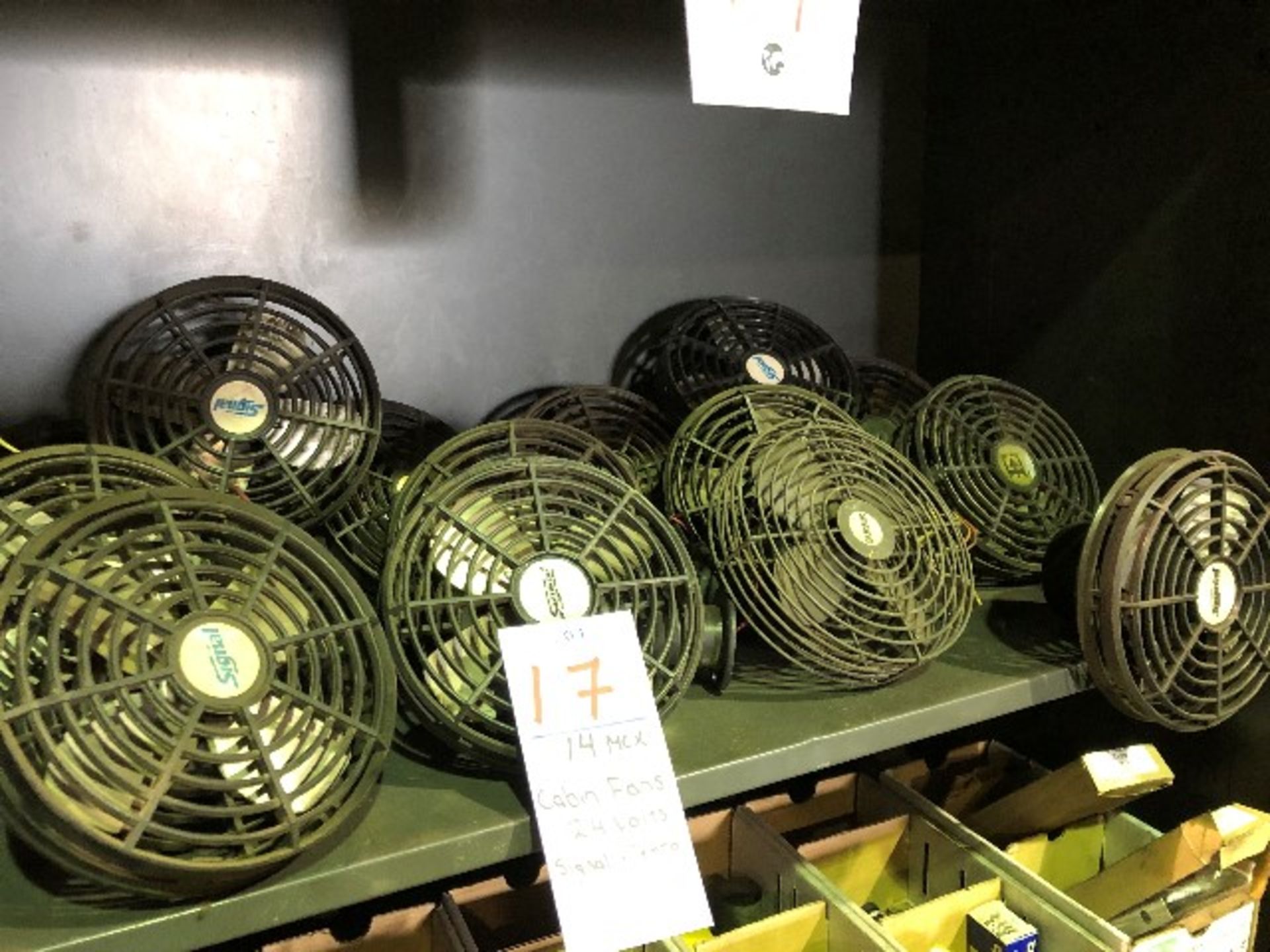 Cabin fans, 24 volts, Signal & Temro, 14 pcs (Lot)