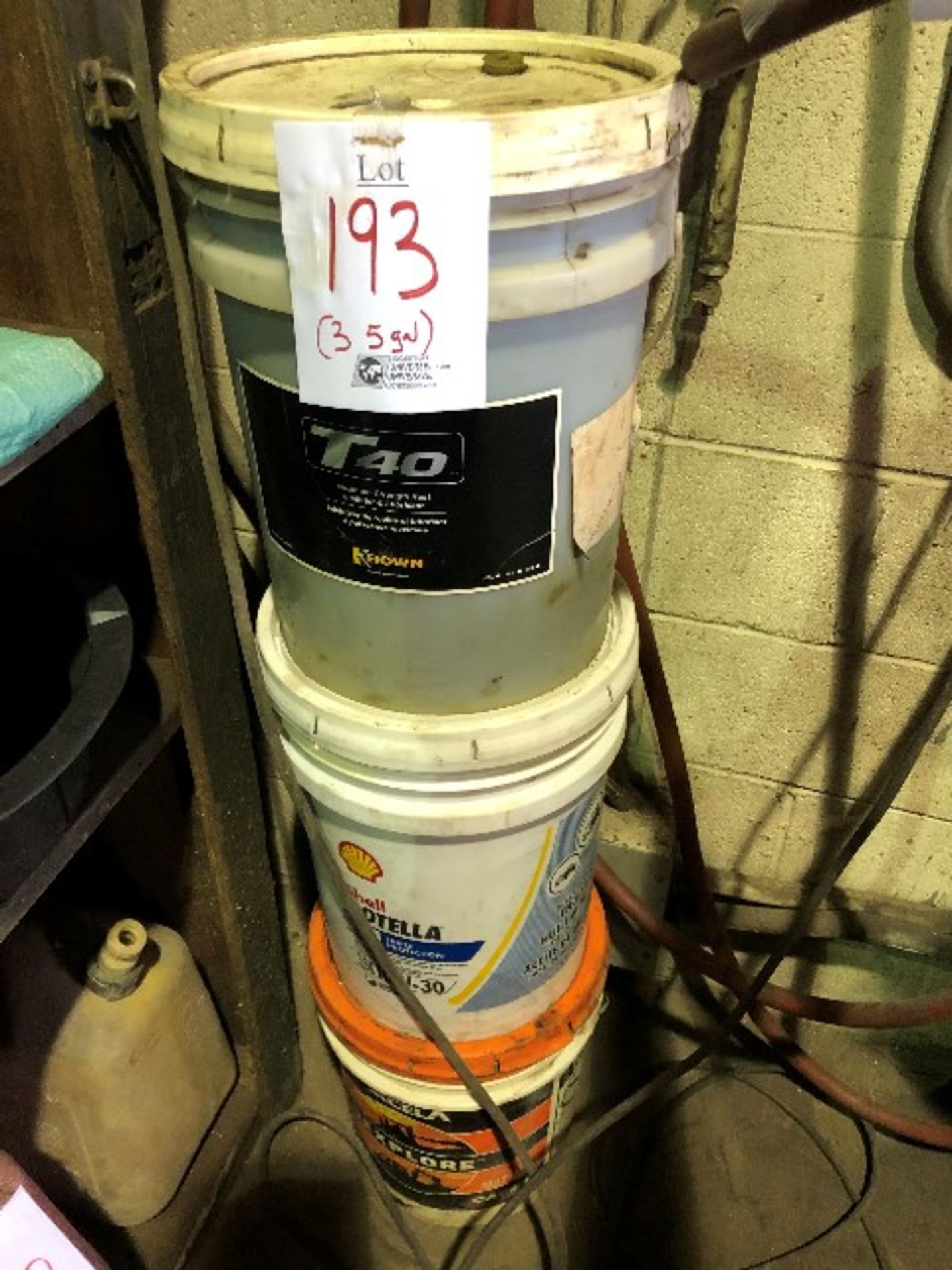 Rust inhibitor, oil, etc..., 5 gallons, 3 pails