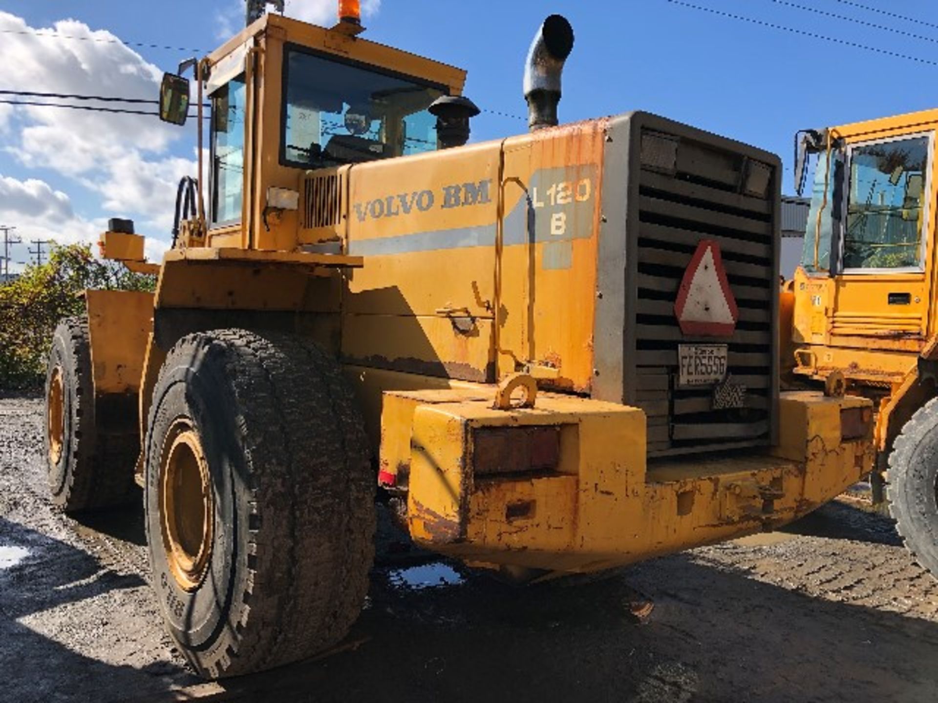 1993 Volvo Model: L120-13, articulated wheel loader, s/n: L120V60930, 01422 hours - Image 4 of 15