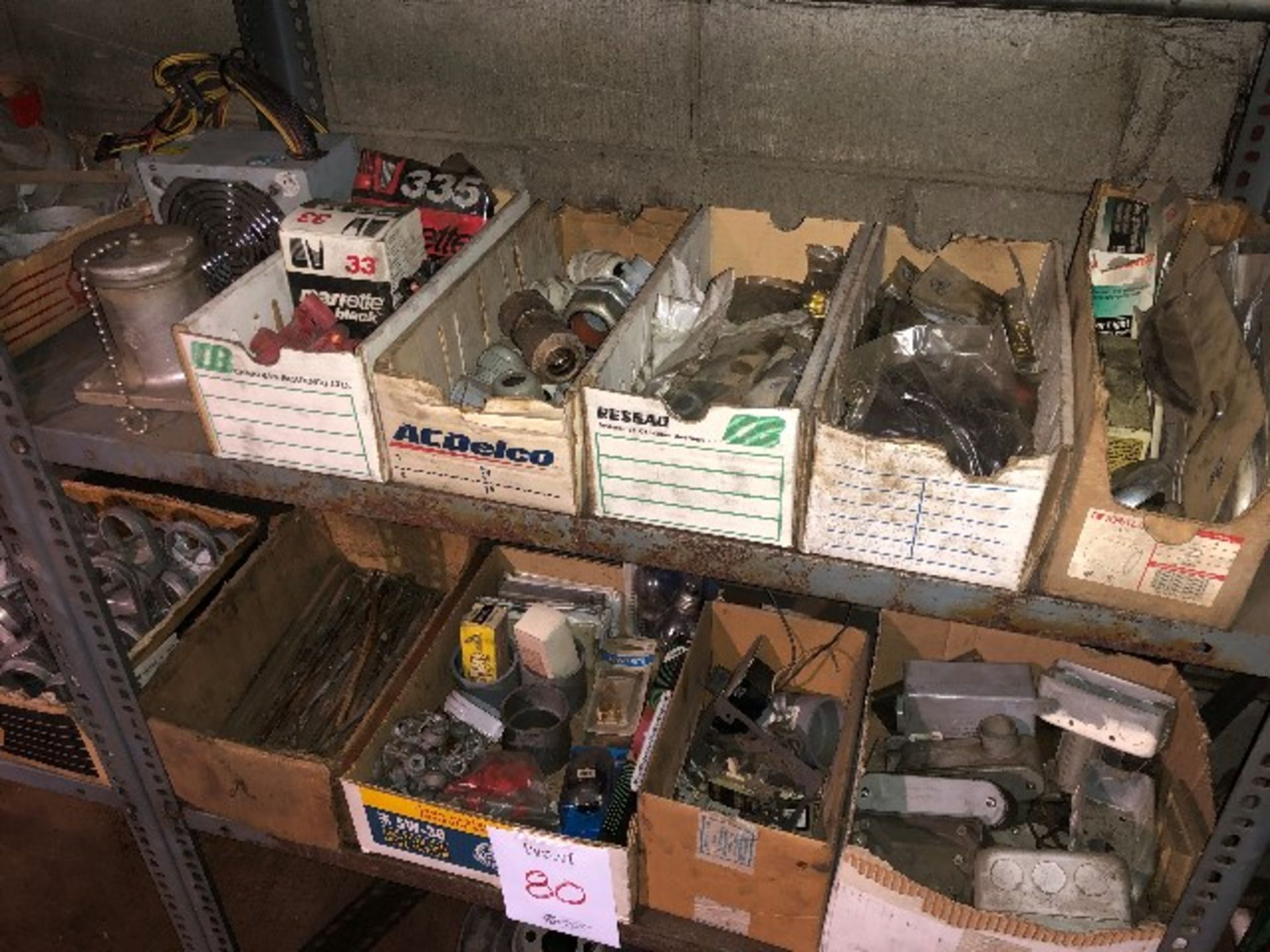 Assorted fence parts, electrical parts, hardware, etc..., 6 shelves (Lot) - Image 3 of 5