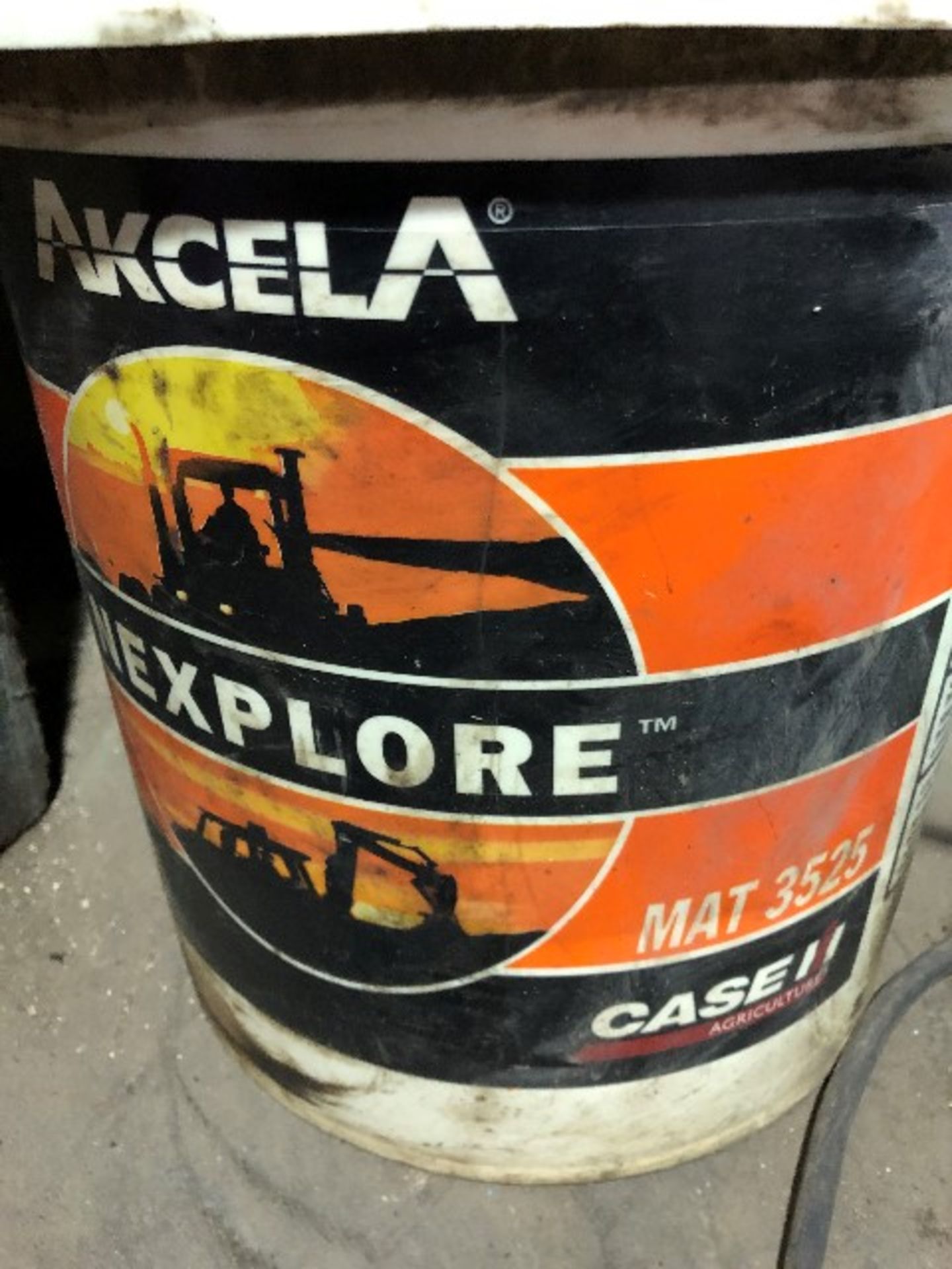 Rust inhibitor, oil, etc..., 5 gallons, 3 pails - Image 4 of 4
