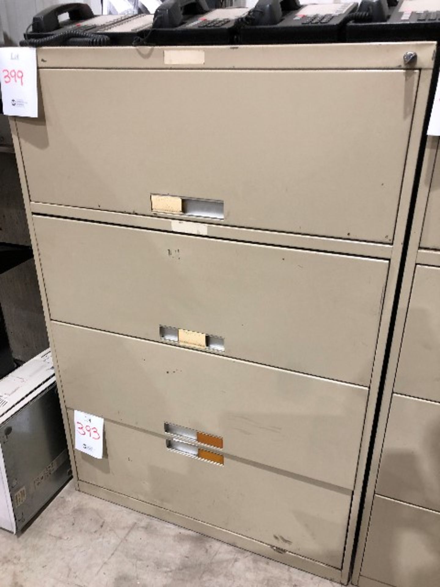 Horizontal filing cabinet