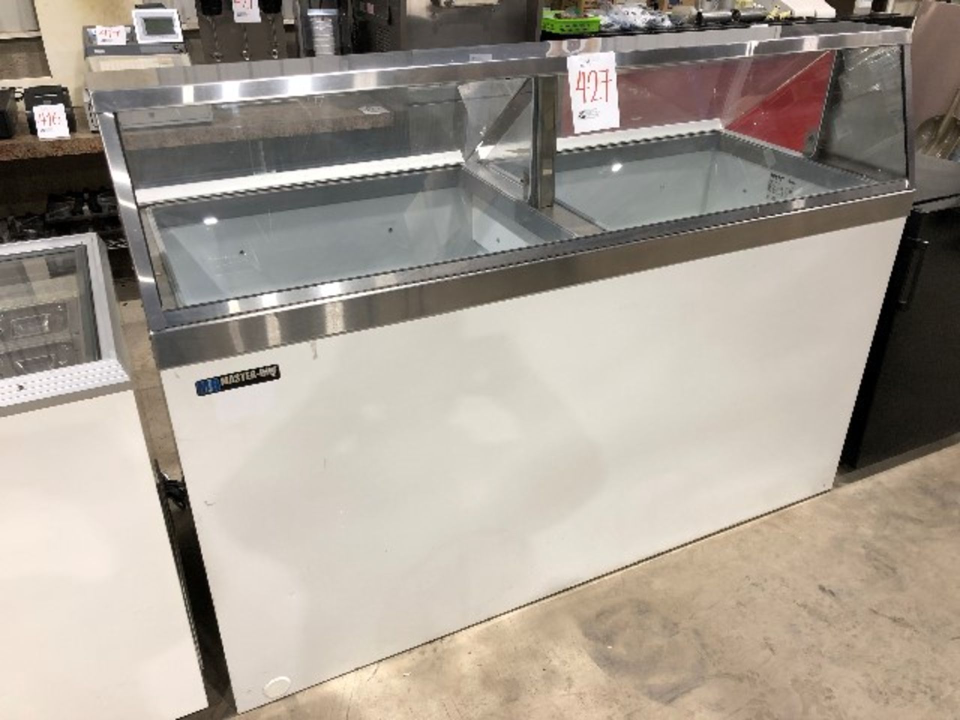 Master-Bilt DD-66 Low Glass Ice Cream Dipping/Display Merchandiser