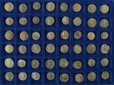 Konvolut48 römische Bronzemünzen. Ca. 2.-3. Jh. n. Chr..€ 50
