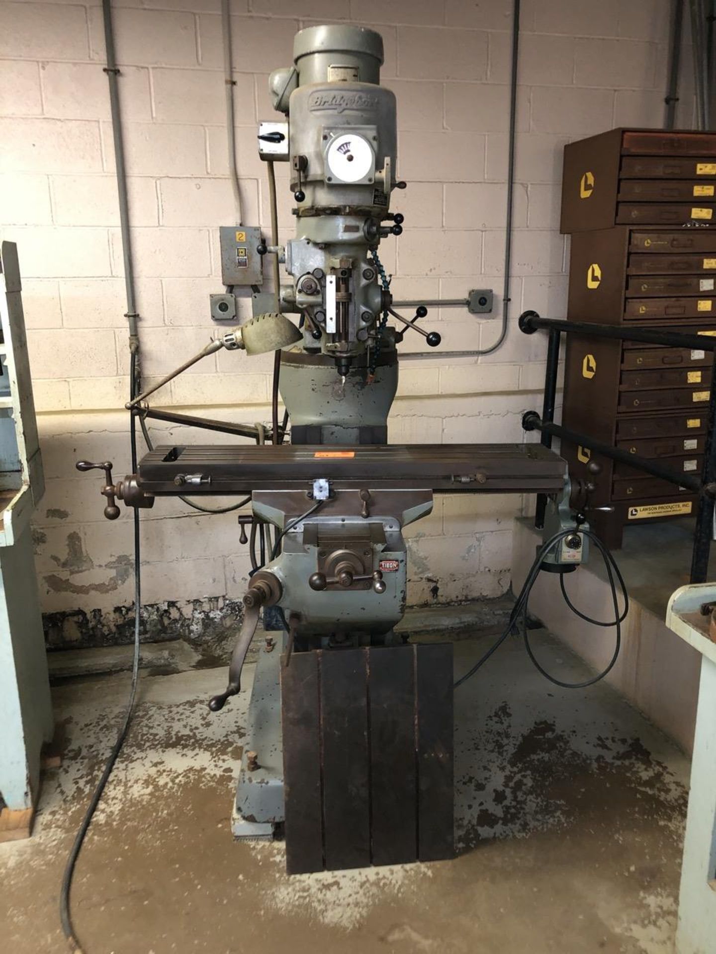 Bridgeport Vertical Milling Machine