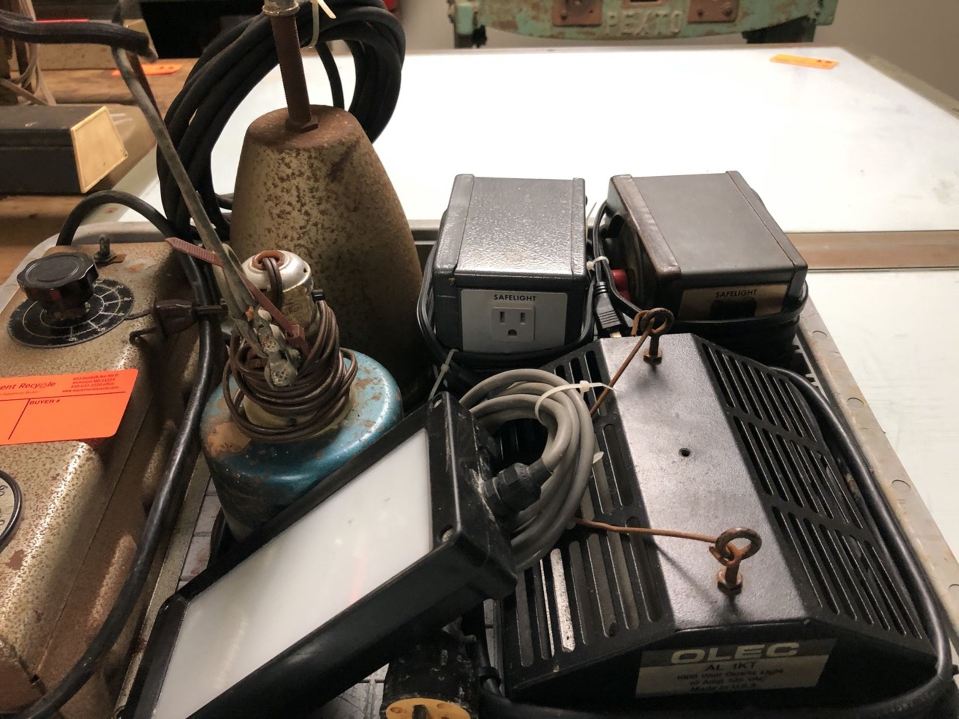 Lot of Vintage Dark Room Equipment - Image 3 of 3