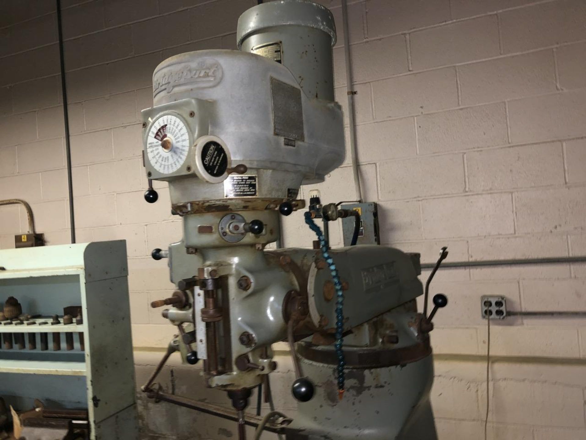 Bridgeport Vertical Milling Machine - Image 2 of 8