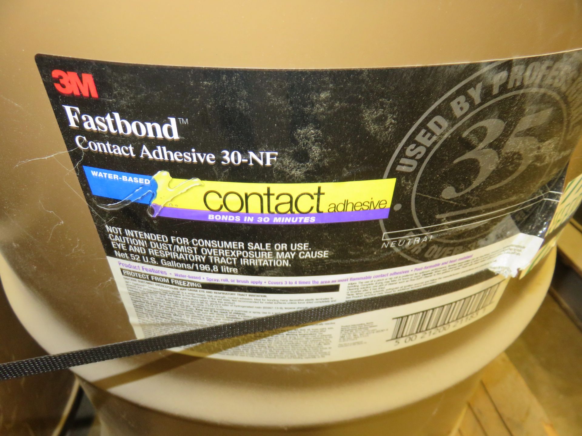 3M Fastbond Contact Adhesive 30-NF Lot of 4 - 55 Gallon Drums - Image 3 of 3