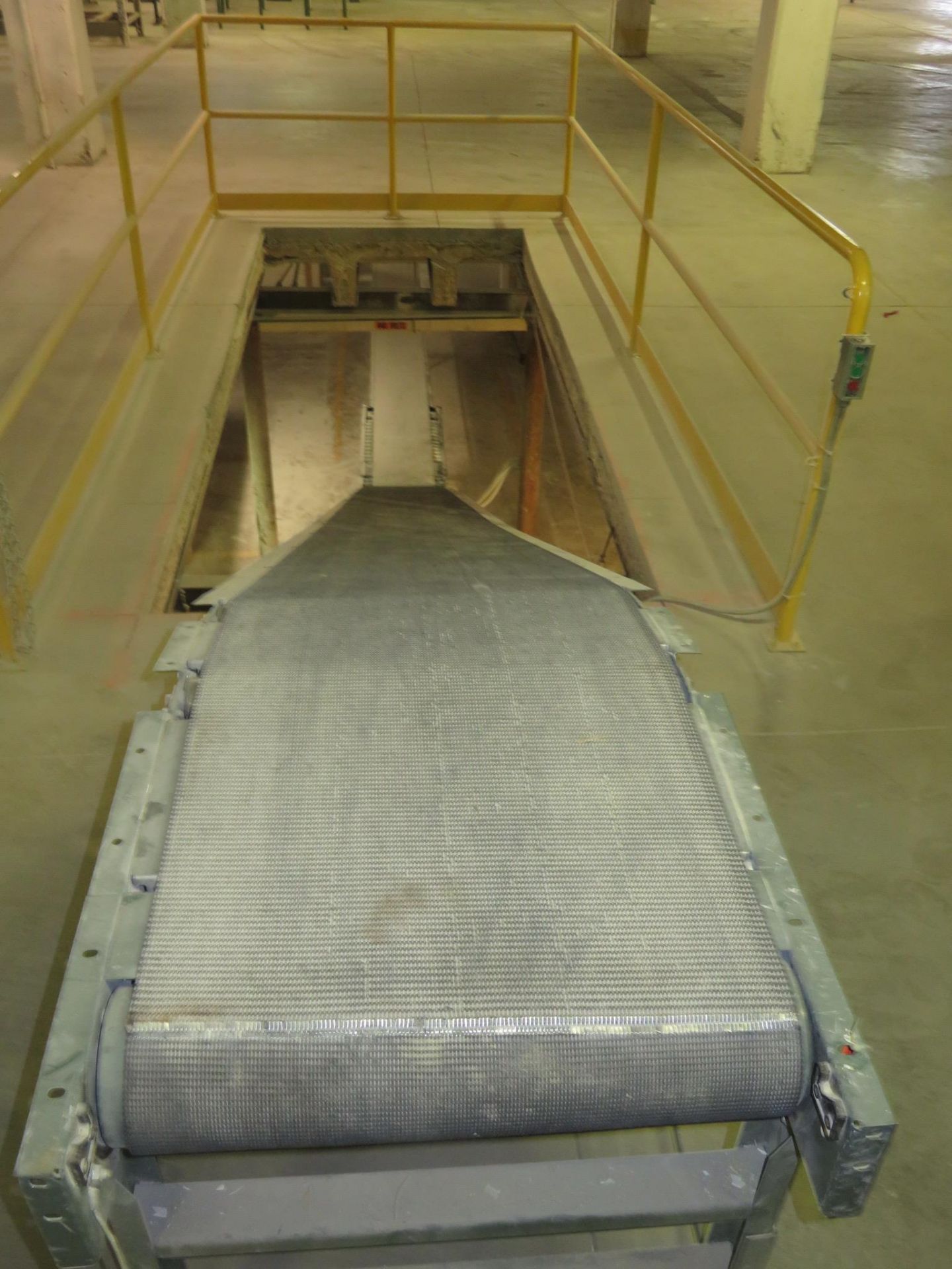 Hytrol Belt Power Conveyor 10' Motorized Slider Multi Floor - Image 2 of 4