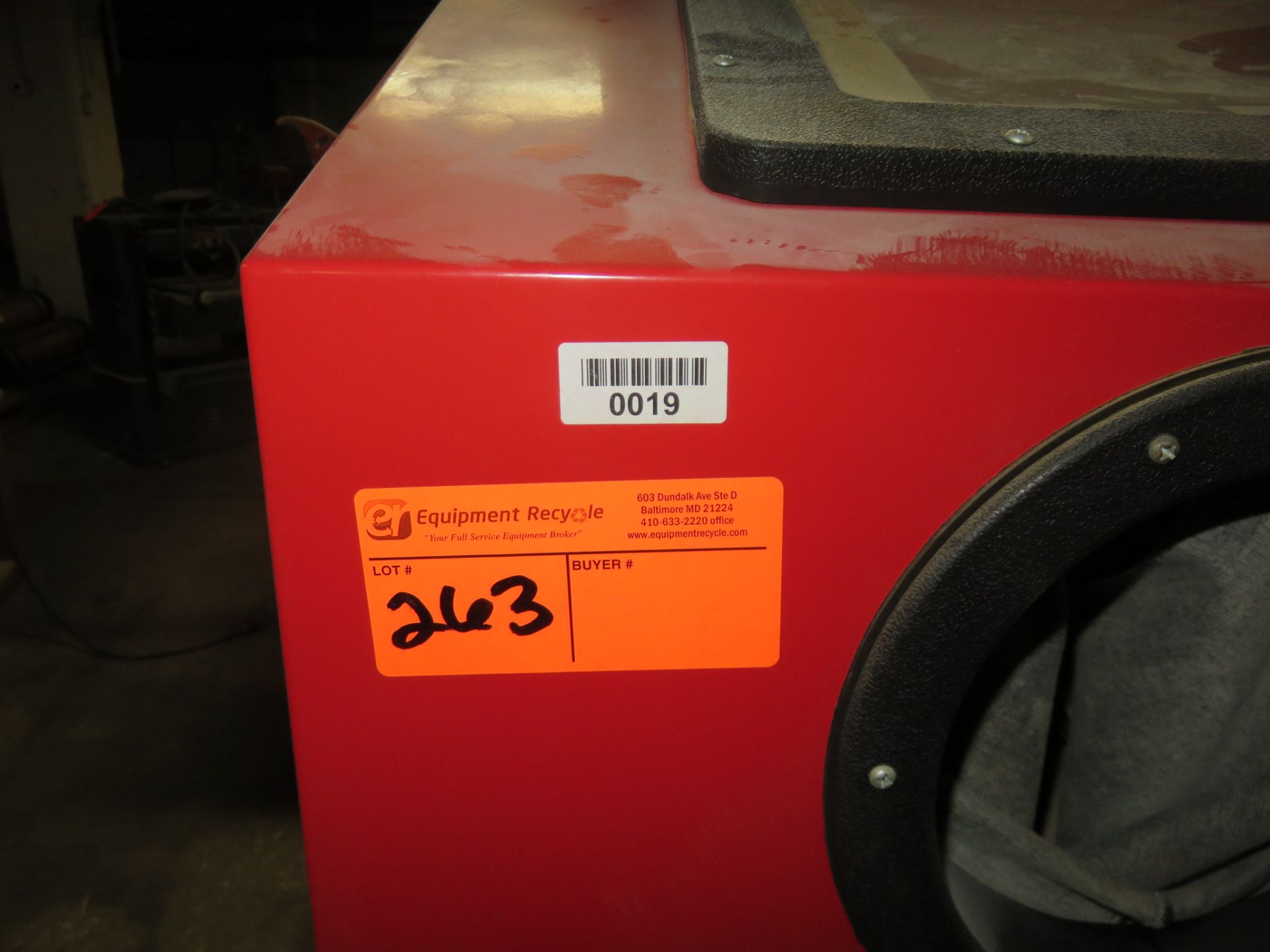 Central Pneumatic Steel Blast Cabinet 93608 - Image 4 of 4