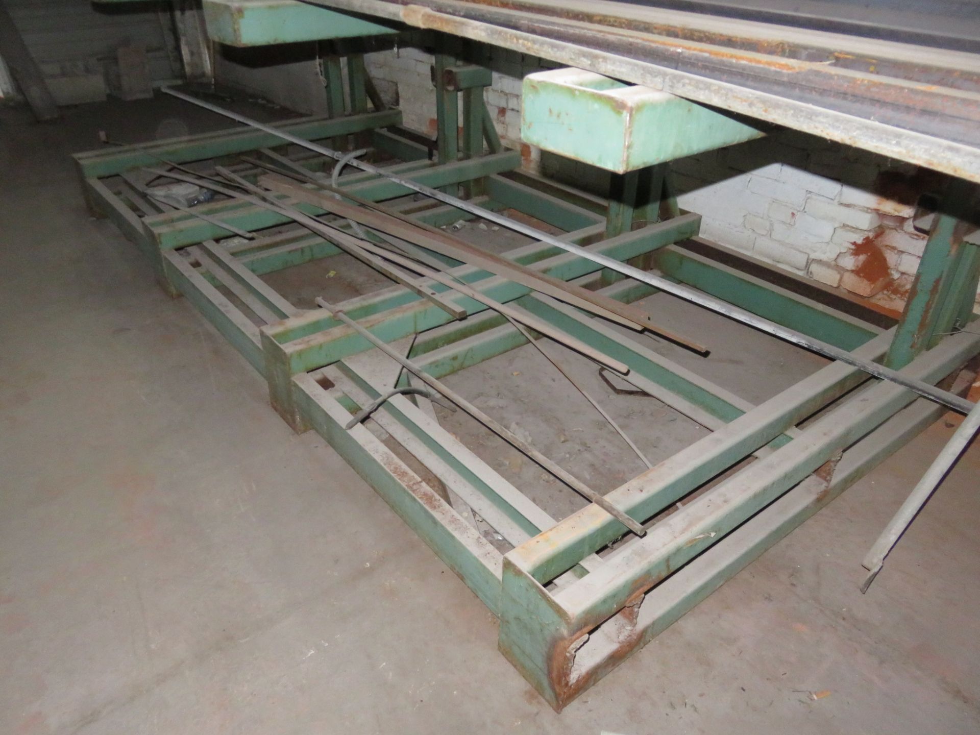 Heavy Duty Cantilever Racking with Metal Stock Approx.123" x 56.5" x 82" - Image 4 of 6