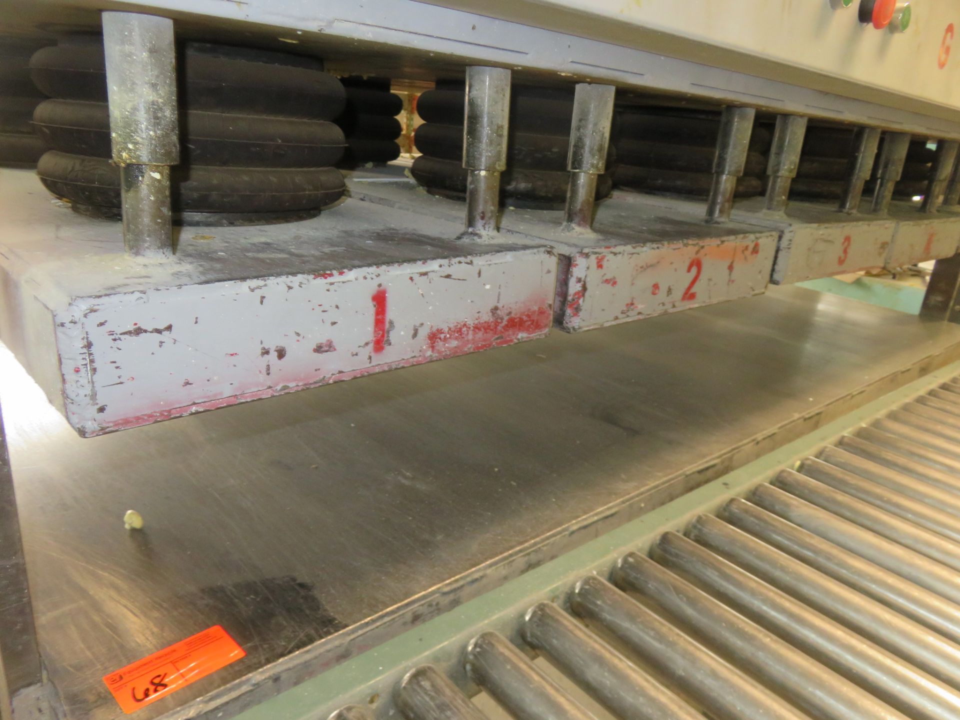 Custom Presses with 5 Pressure Plates approx 96" x 7.8" x 48" - Image 3 of 4