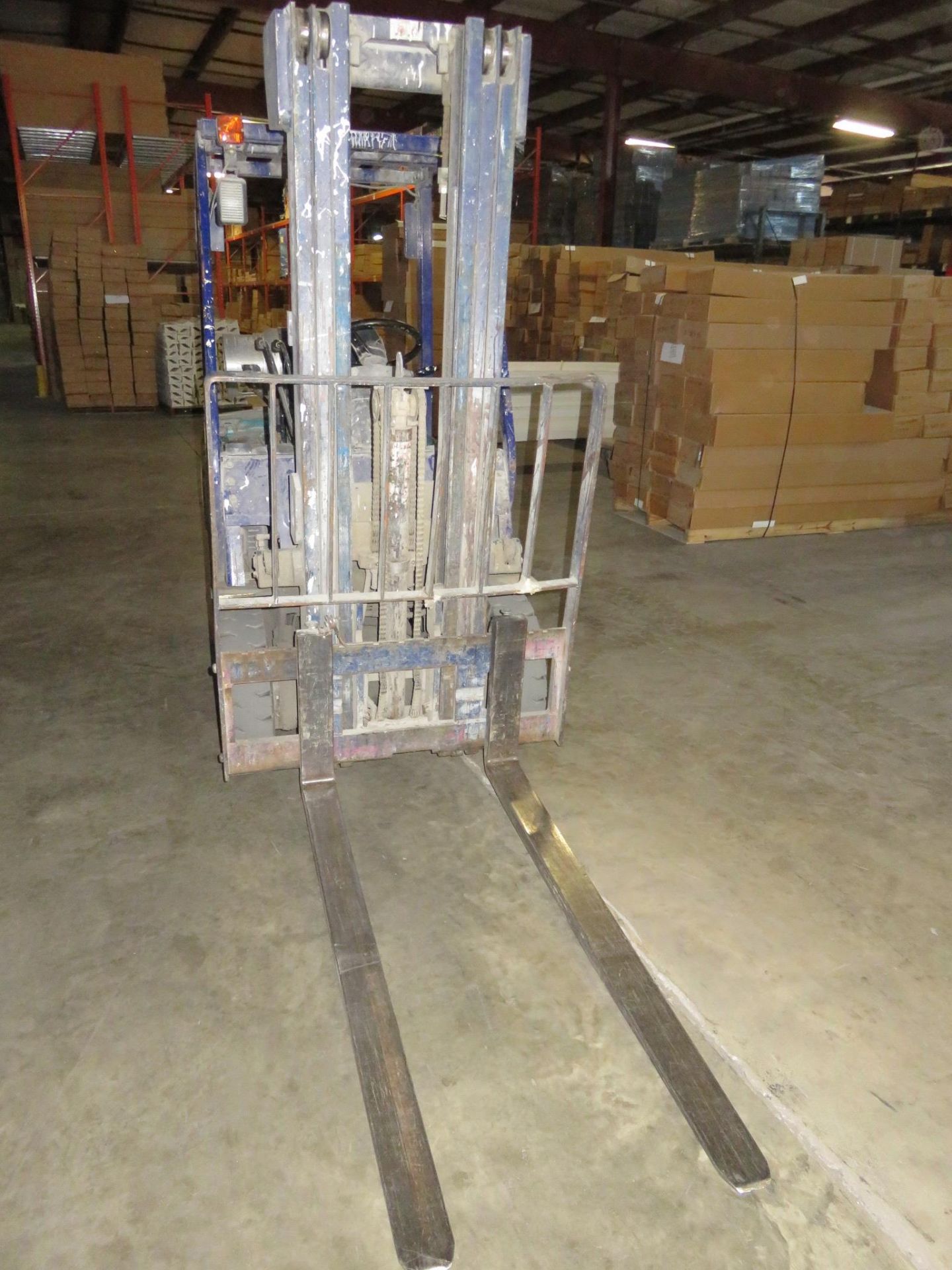 Komat'su Propane Forklift 2600lbs FG15HT-16 Late removal of October 29th - Image 3 of 7