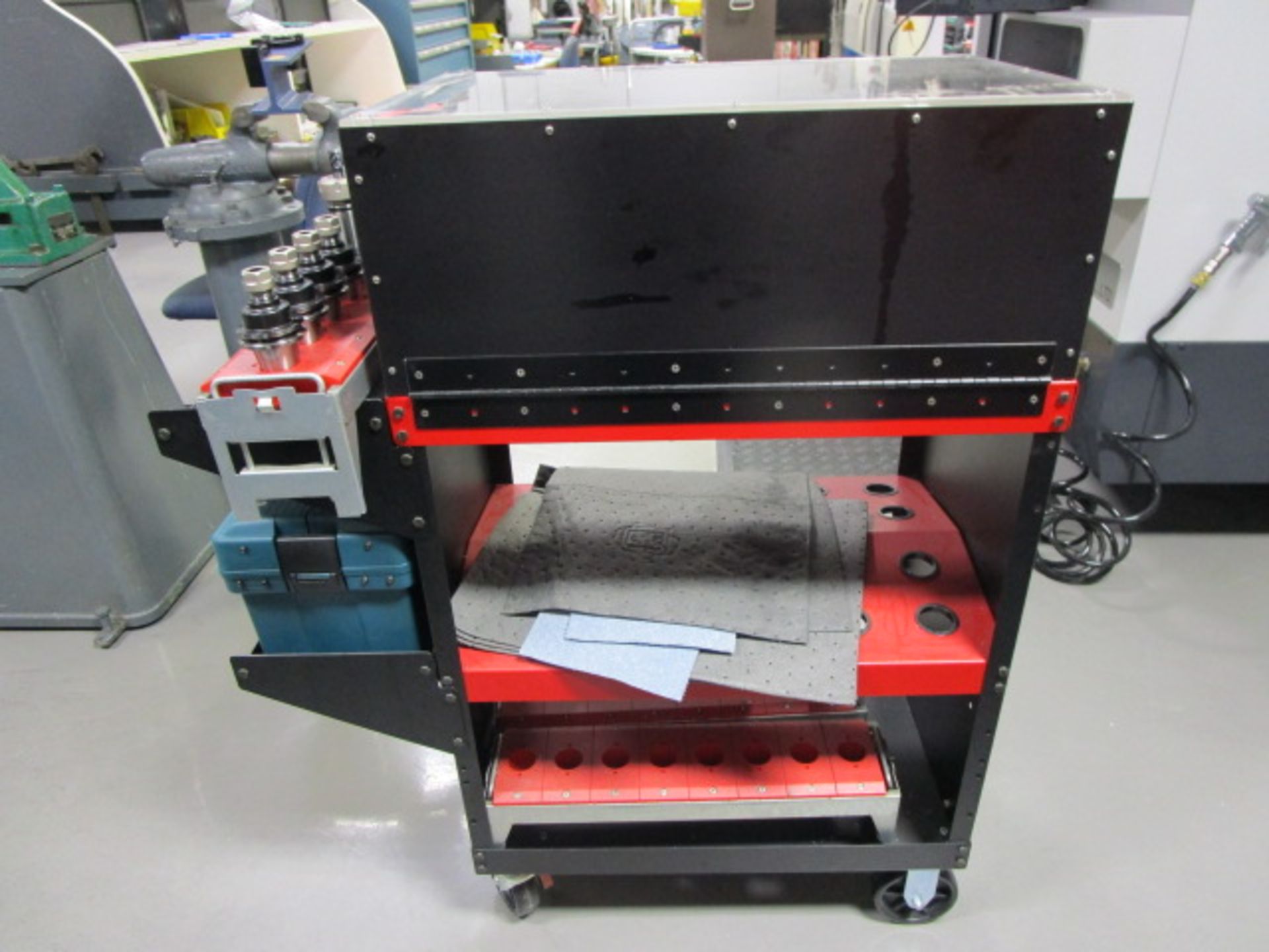 HUOT TOOL CART WITH TOOLING CONTENTS FOR SAMSUNG SMEC PVC 400 CNC MACHINING CENTER TOOLING - CONCORD - Image 5 of 10