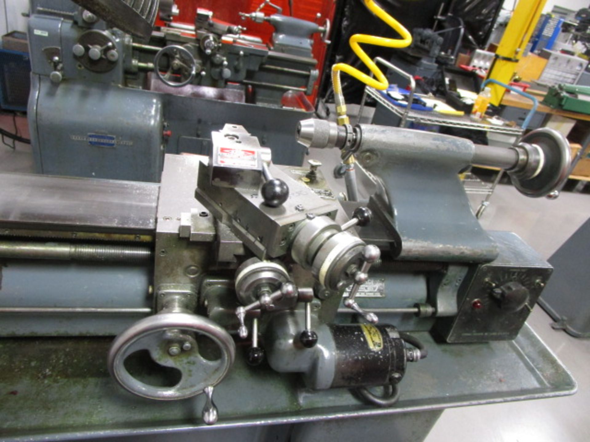 HARDINGE HLV LATHE - CONCORD - Image 6 of 9