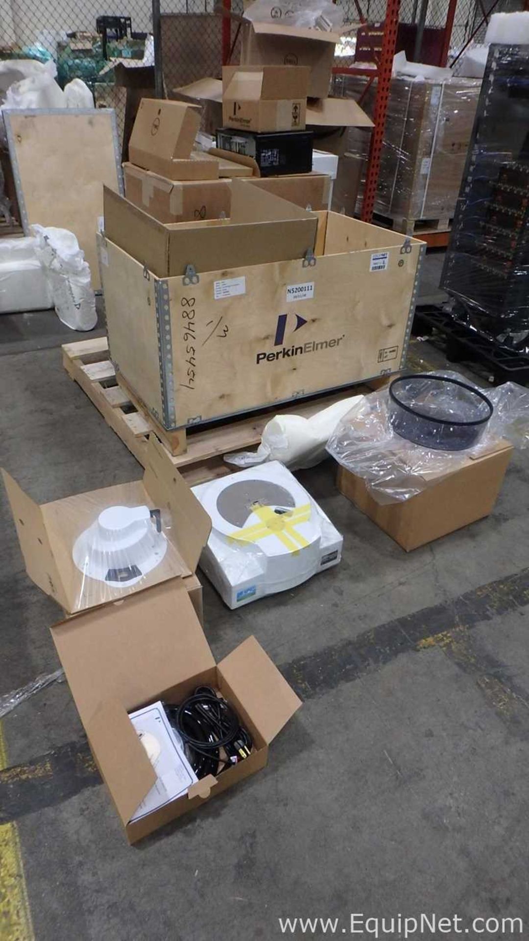 Unused Perkin Elmer TGA 4000 Particle Analyzer With Auto Sampler Chiller PC and Software Bundle