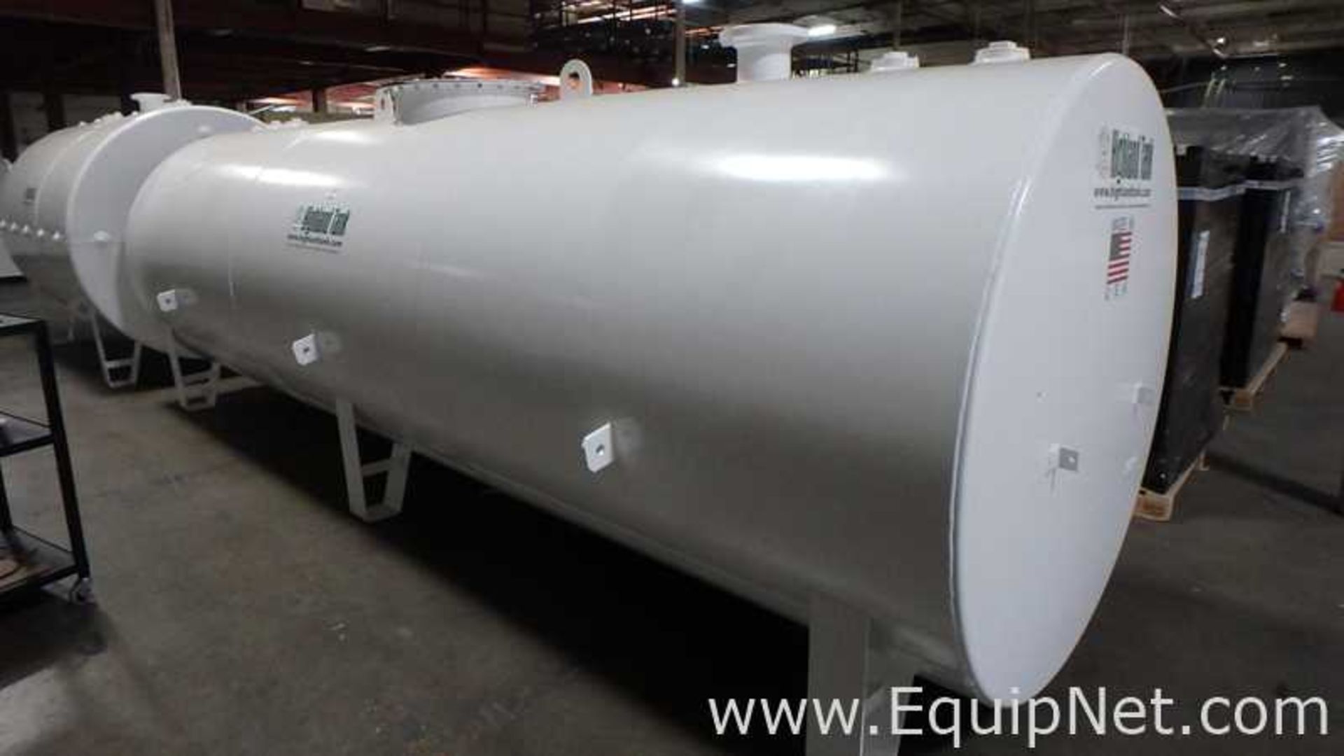 Unused Highland 3000 Gallon Carbon Steel Painted Horizontal Tank - Image 2 of 8