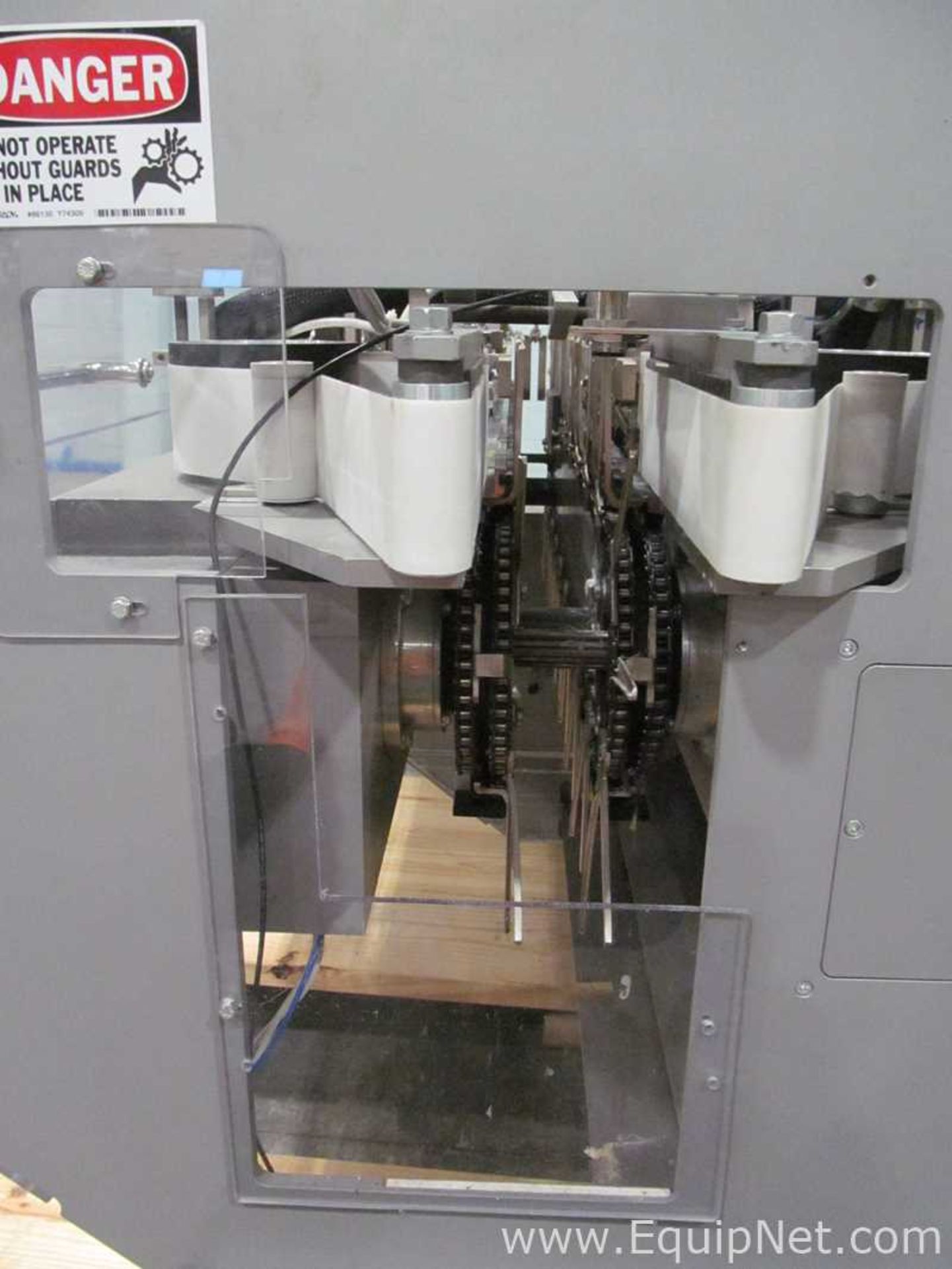 Marchesini MA120 Horizontal Intermittent Motion Cartoner With Nordson Series 3400V Glue Machine - Image 34 of 44