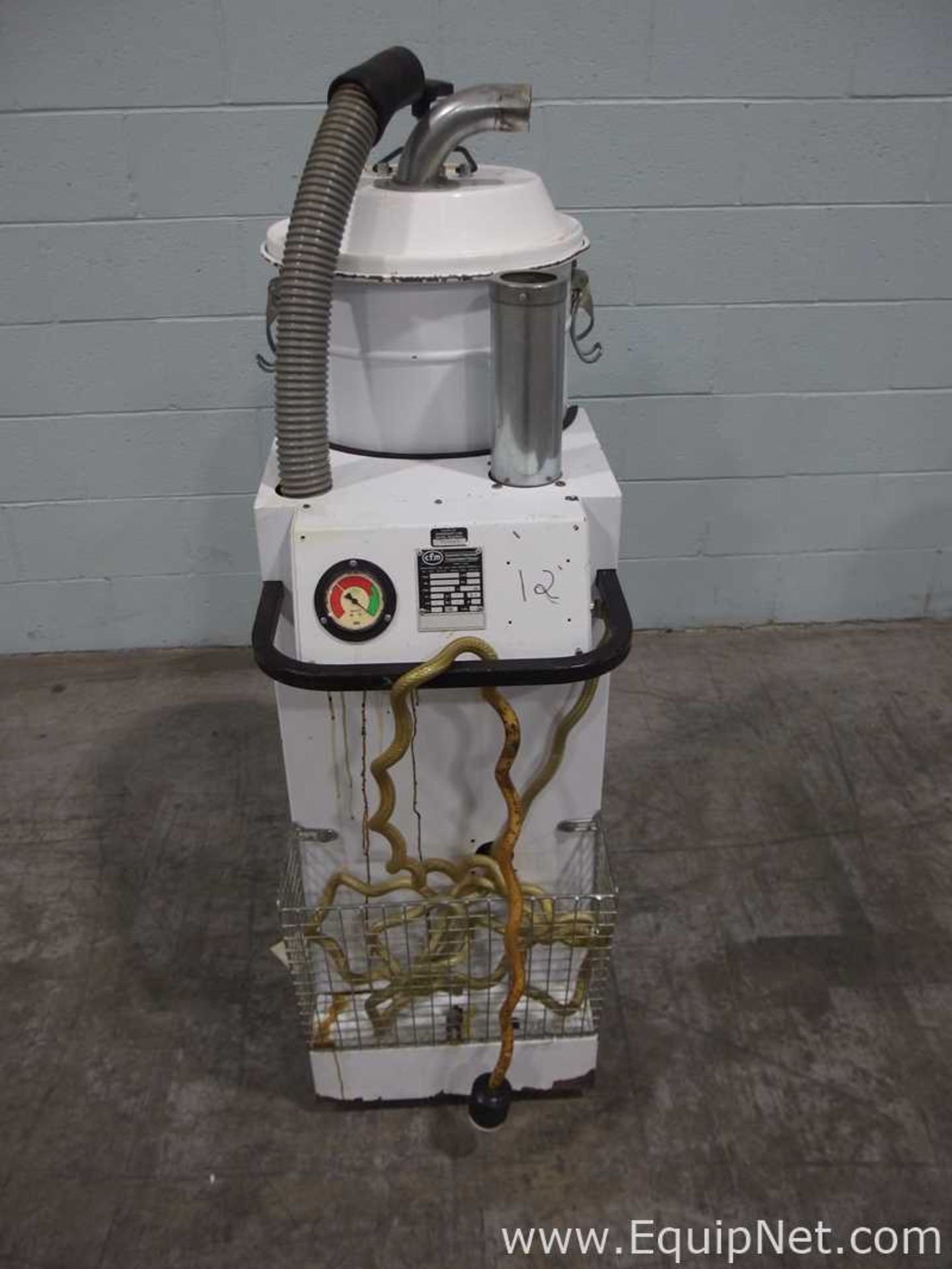 Lot of 2 CFM 3156 Industrial Vacuums - Image 7 of 14