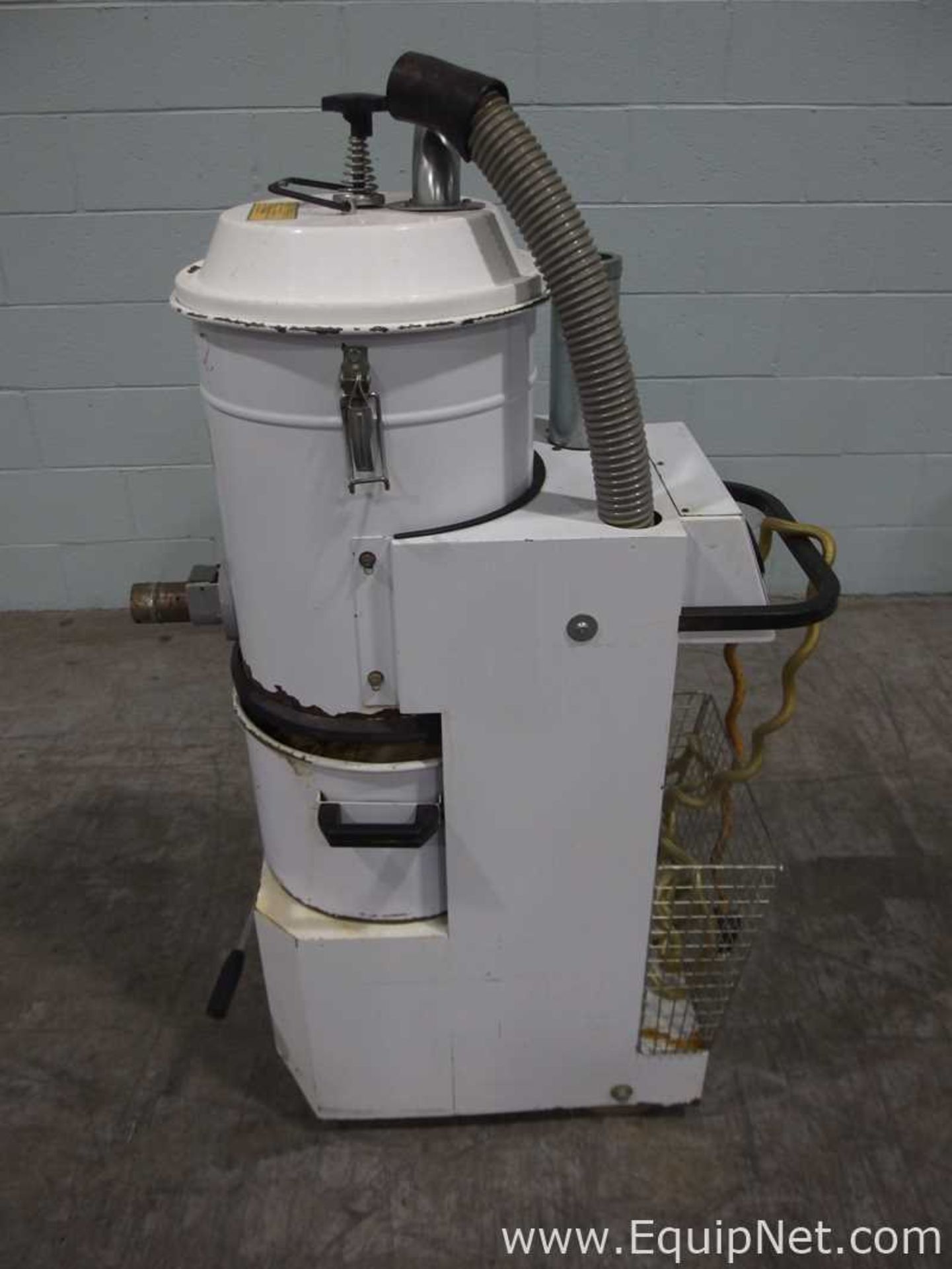 Lot of 2 CFM 3156 Industrial Vacuums - Image 5 of 14