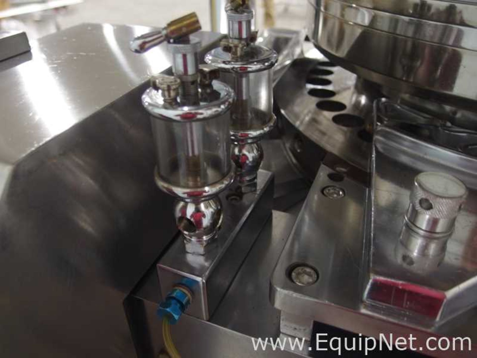 Fluidpack Accura B4 Double Rotary Tablet Press - Image 12 of 18