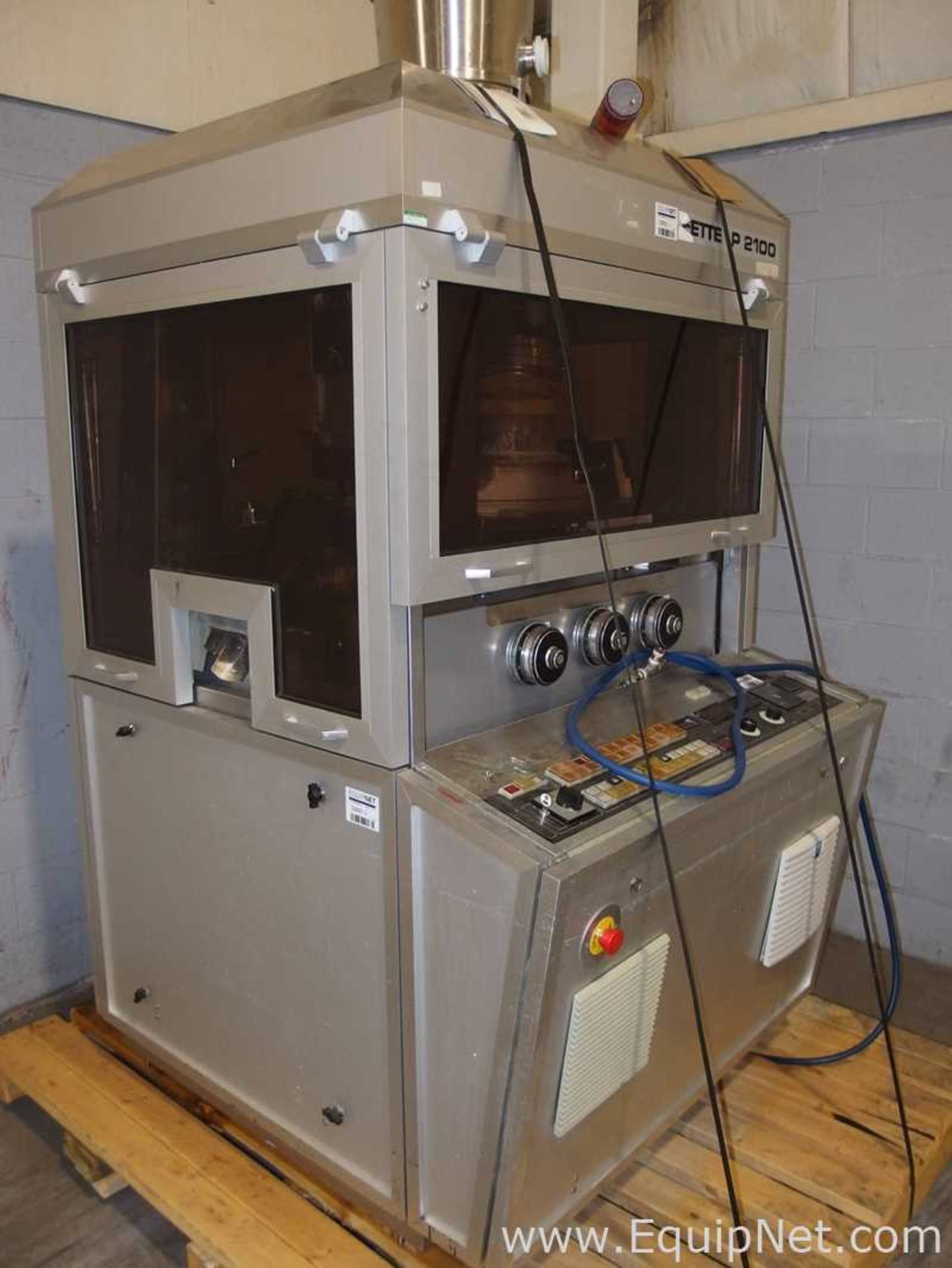 Fette P 2100 Rotary Tablet Press
