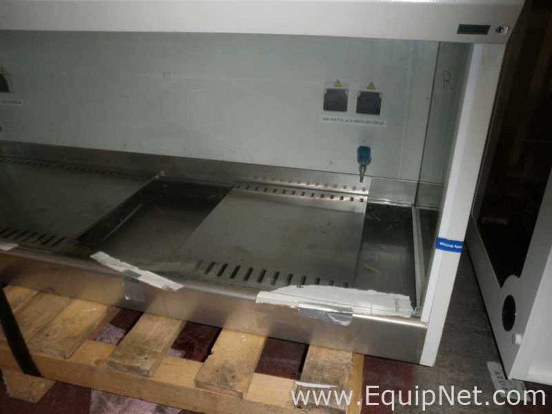 Steril Polaris Laboratory Stand mounted Fume Safety Cabinet - Image 4 of 16