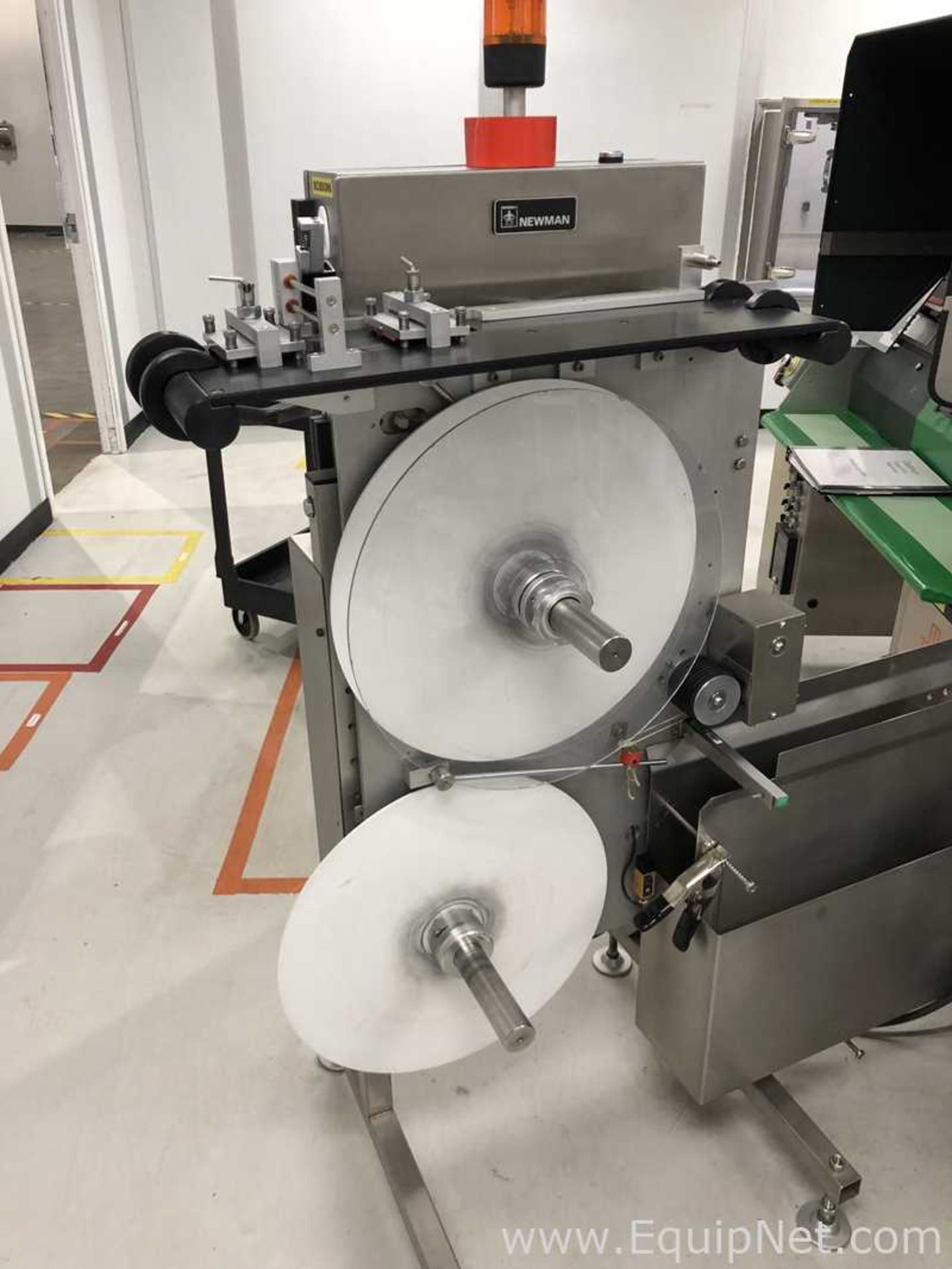 Newman NVS2 Labeler With Dual Unwinding and Systech Vision System - Image 16 of 21