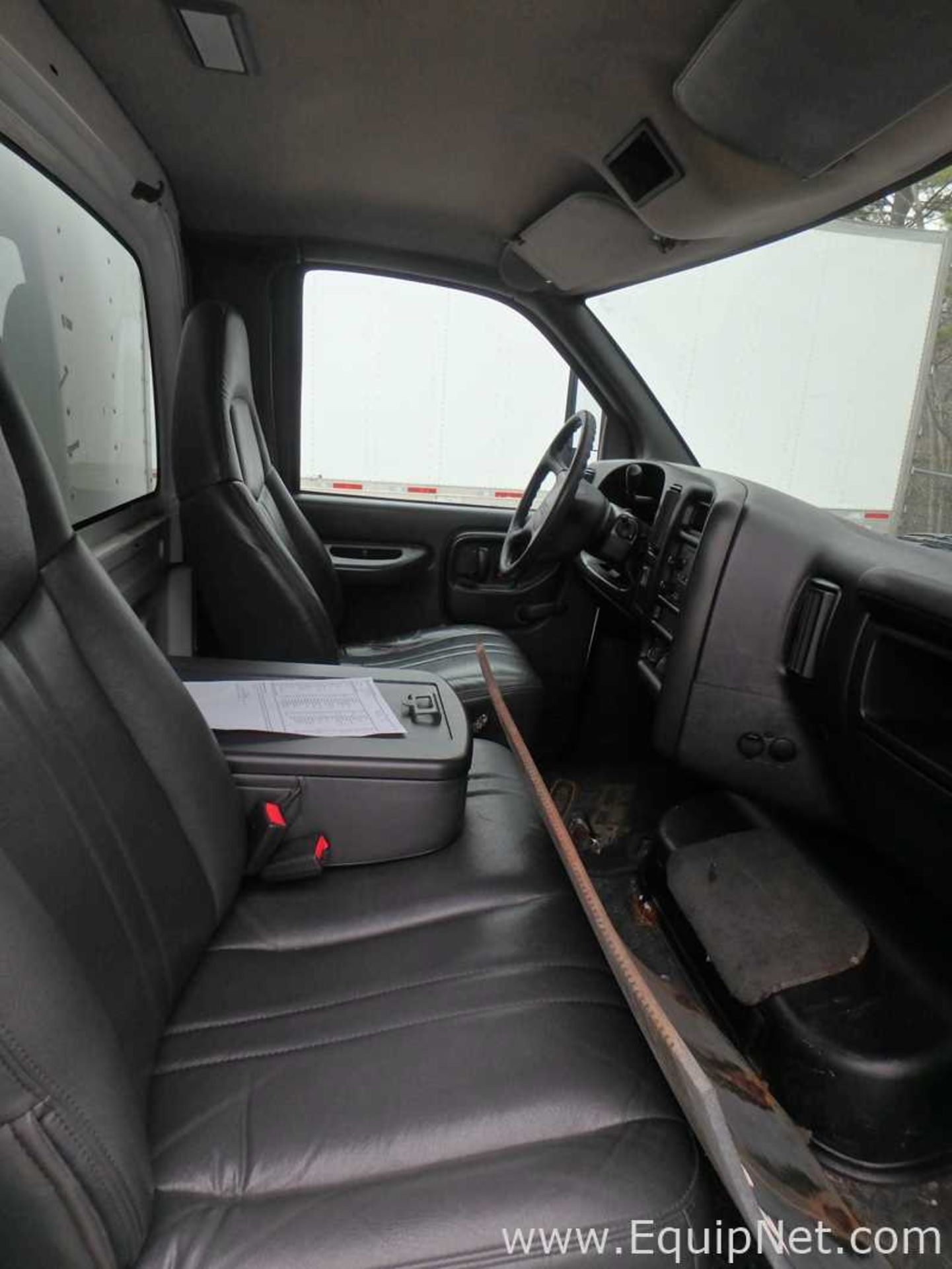 2005 GMC C7500 Box or Cargo Truck - Image 21 of 33