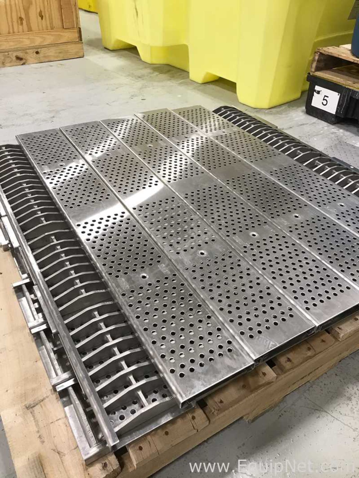 Lot of 25 Zurn Stainless Steel Drainage Grates