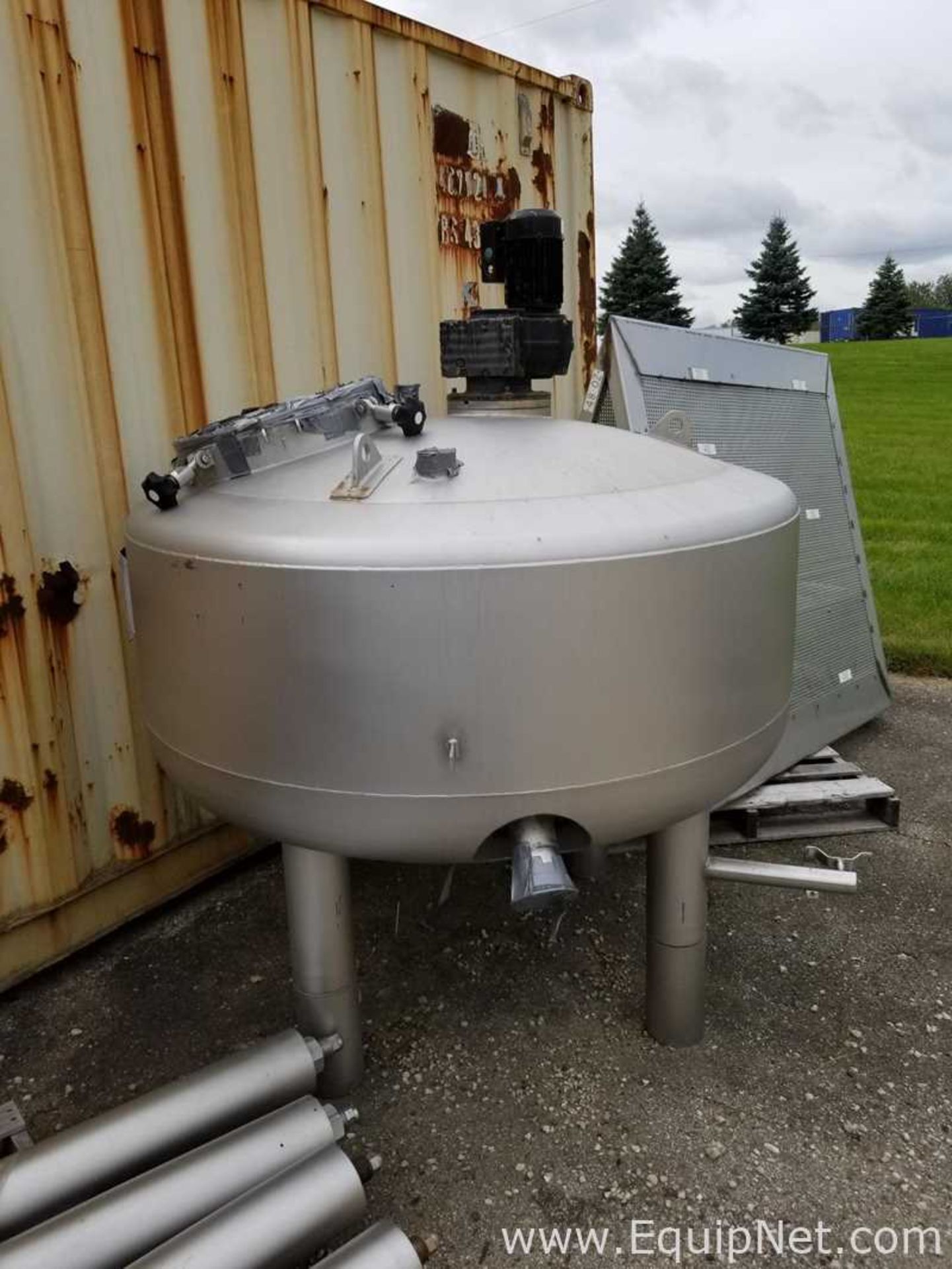 KHS 260 Gallon Stainless Steel Pressure Vessel with Agitation - Image 2 of 6