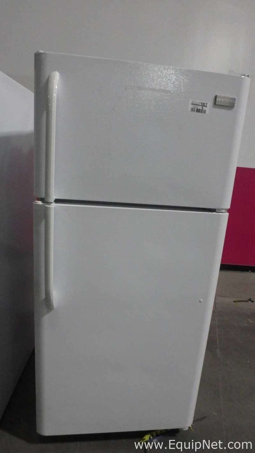 Electrolux FFTR1814QW1 Refrigerator - Image 2 of 24
