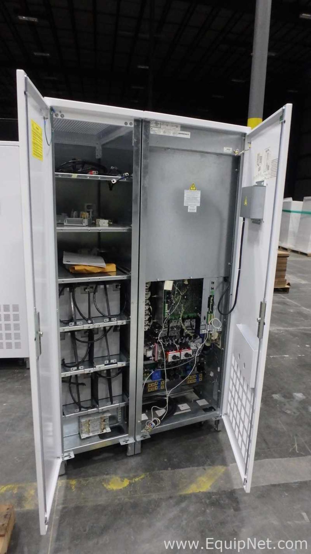 GE Comsumer and Industrial SA LP Series UPS Uninterruptible Power Supply With Bypass Panel - Image 2 of 15