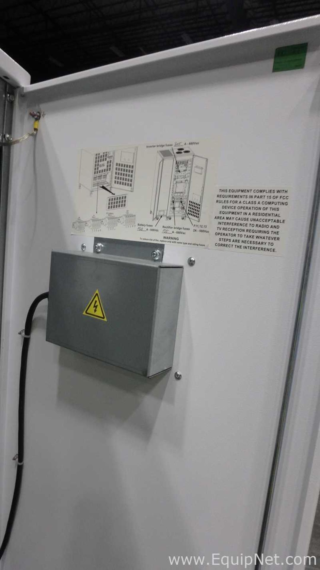 GE Comsumer and Industrial SA LP Series UPS Uninterruptible Power Supply With Bypass Panel - Image 4 of 15