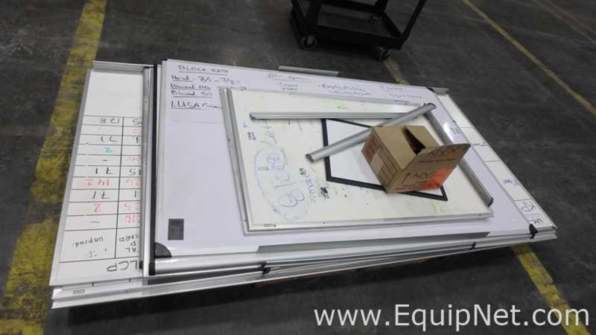 Lot of 1 Pallet of White Wall Boards Assorted Sizes - Image 3 of 3